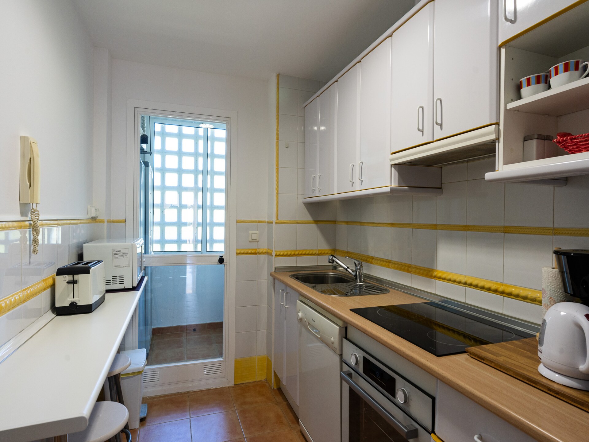 Licht en ruim appartement nabij het strand in Marbella - foto 3