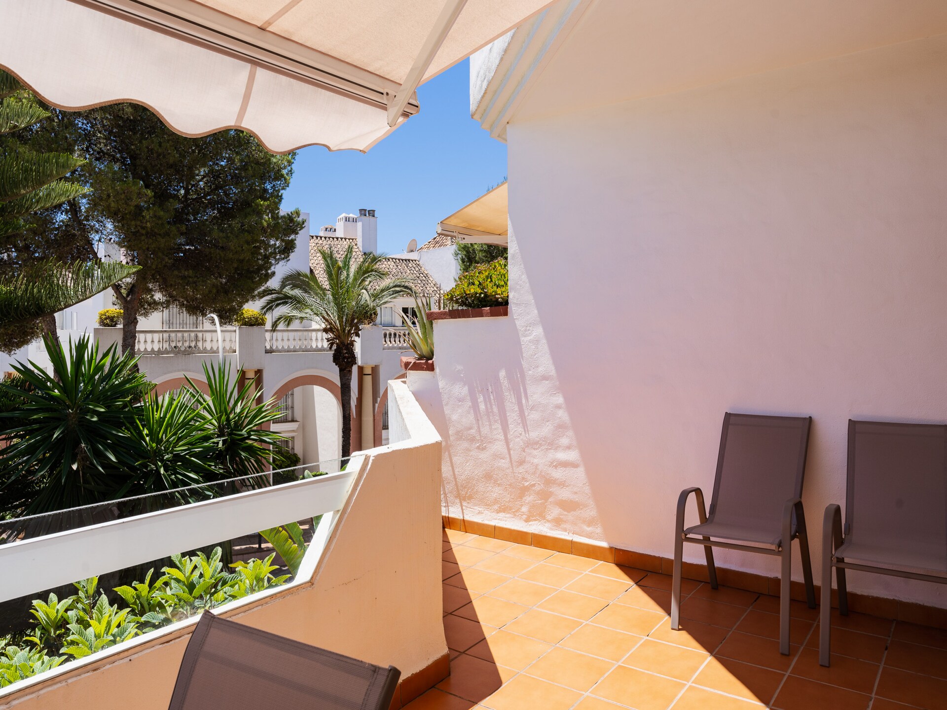 Licht en ruim appartement nabij het strand in Marbella - foto 20