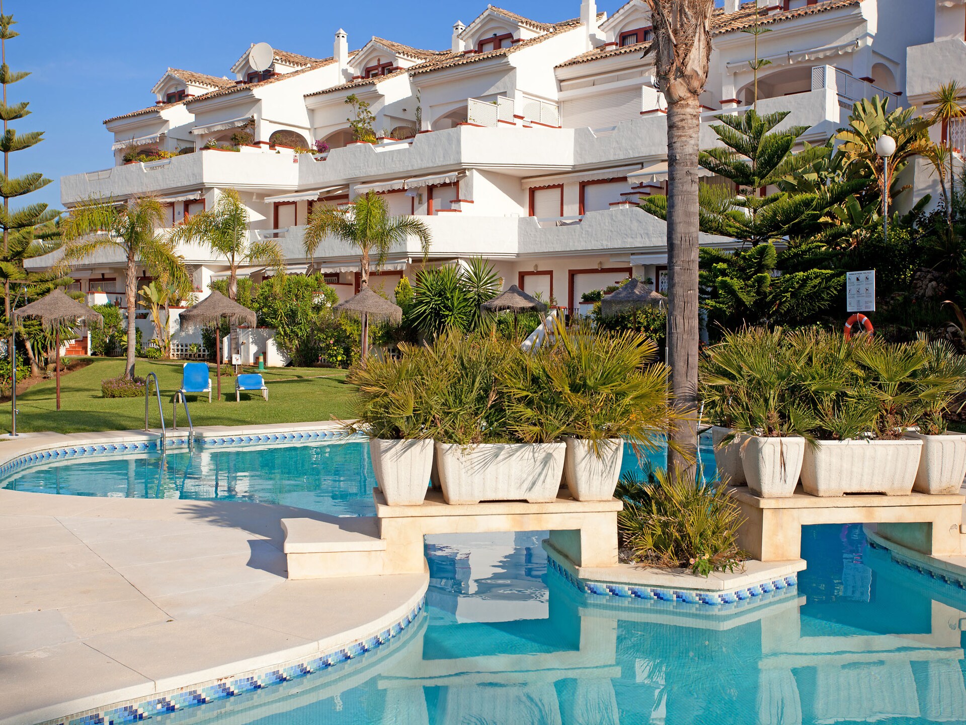Licht en ruim appartement nabij het strand in Marbella - foto 8