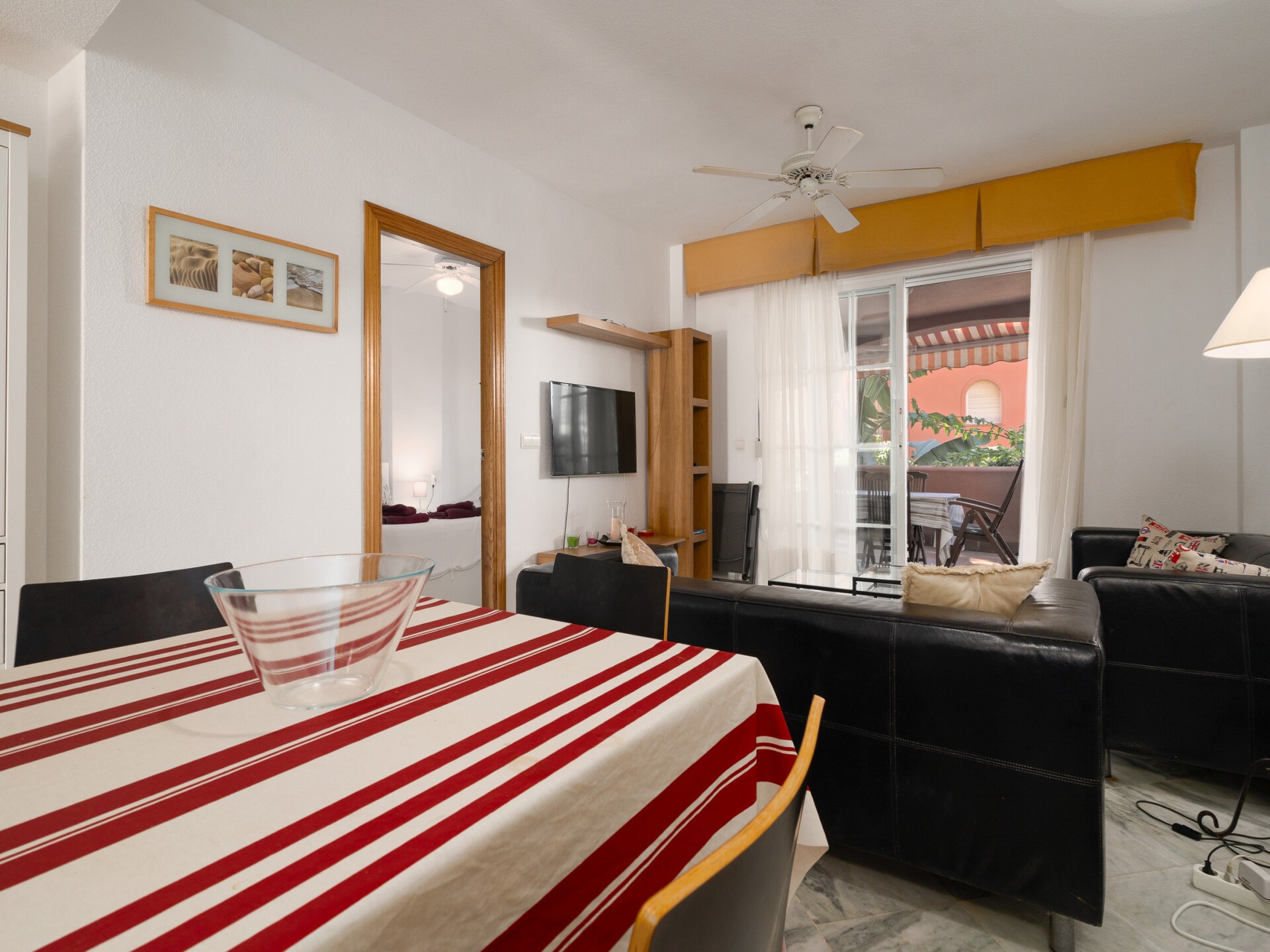 Zonnig appartement in Marbella, 300m van Playa del Alicate - foto 7