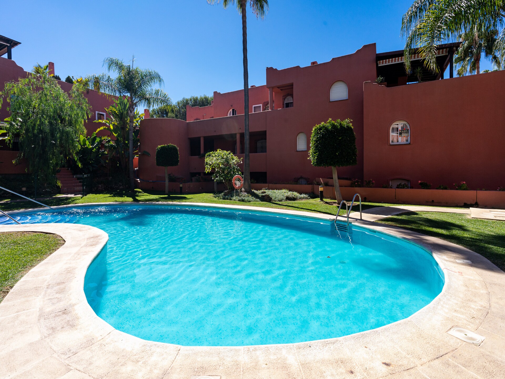 Zonnig appartement in Marbella, 300m van Playa del Alicate - foto 1