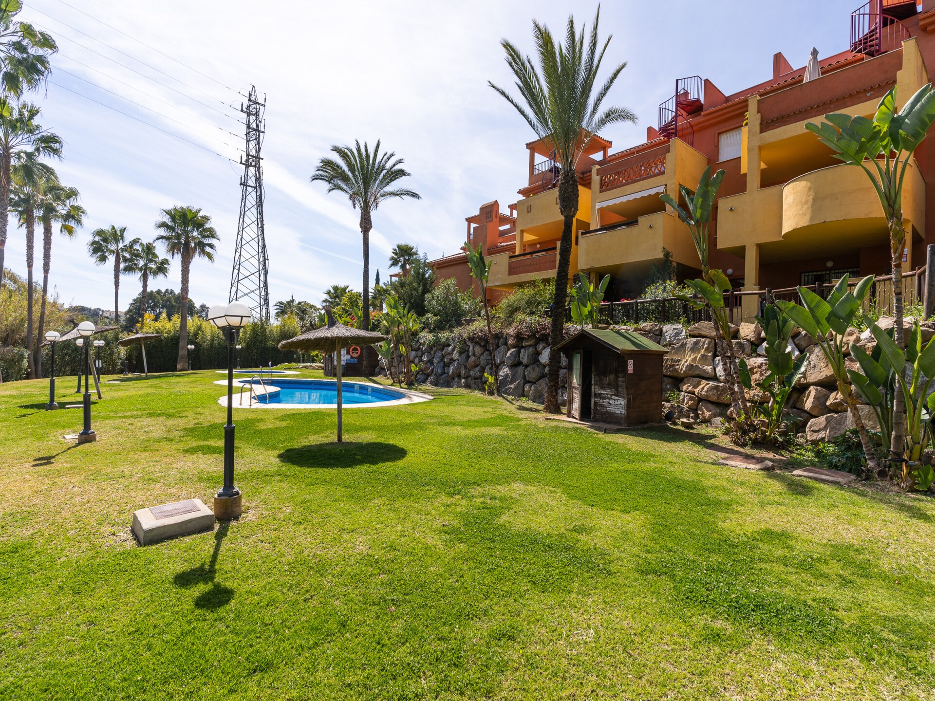 Luxe penthouse aan de Costa del Sol met zwembad en panoramisch terras - foto 1