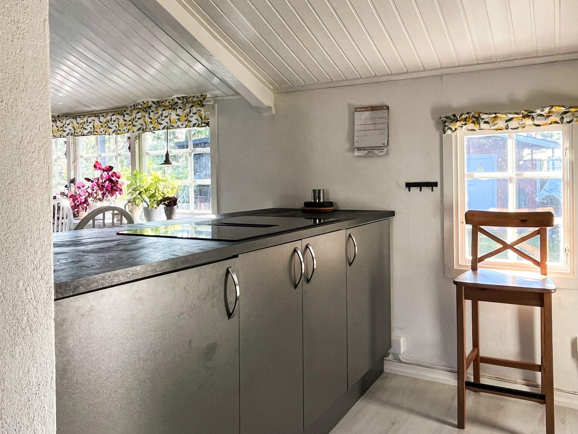 Aan zee: Traditioneel vakantiehuis op Oknö in Mönsterås - foto 21