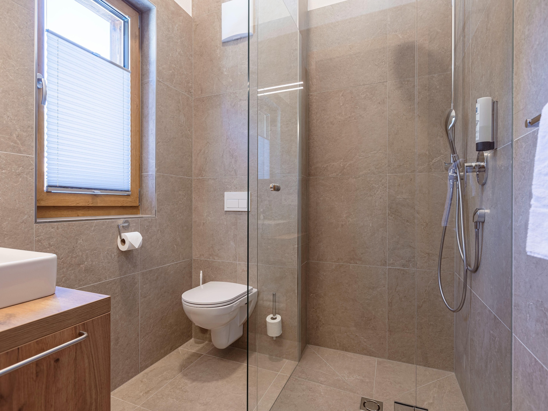 10-persoons luxe penthouse in Mittersill op 500m van de piste - foto 32