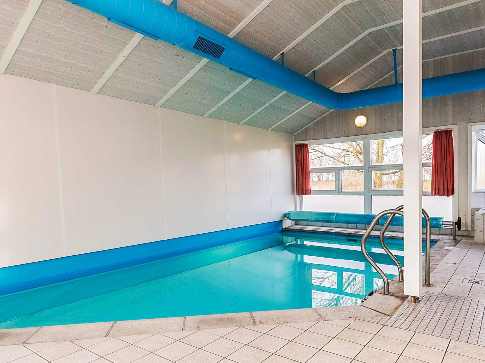 Luxe vakantiehuis met zwembad en sauna aan het meer in Otterndorf - foto 1