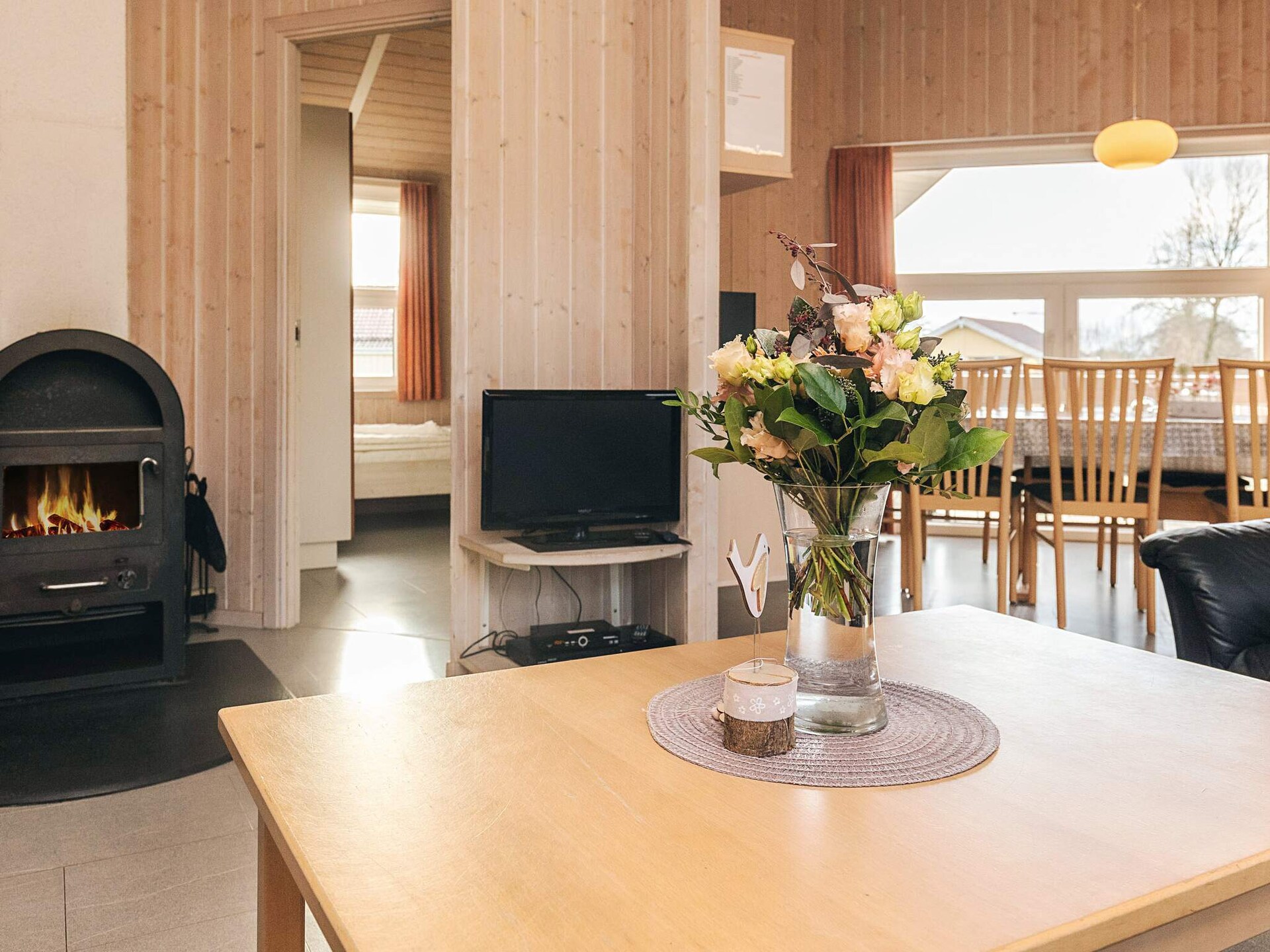 Vrijstaand vakantiehuis aan het meer met privézwembad en sauna in Otterndorf - foto 11
