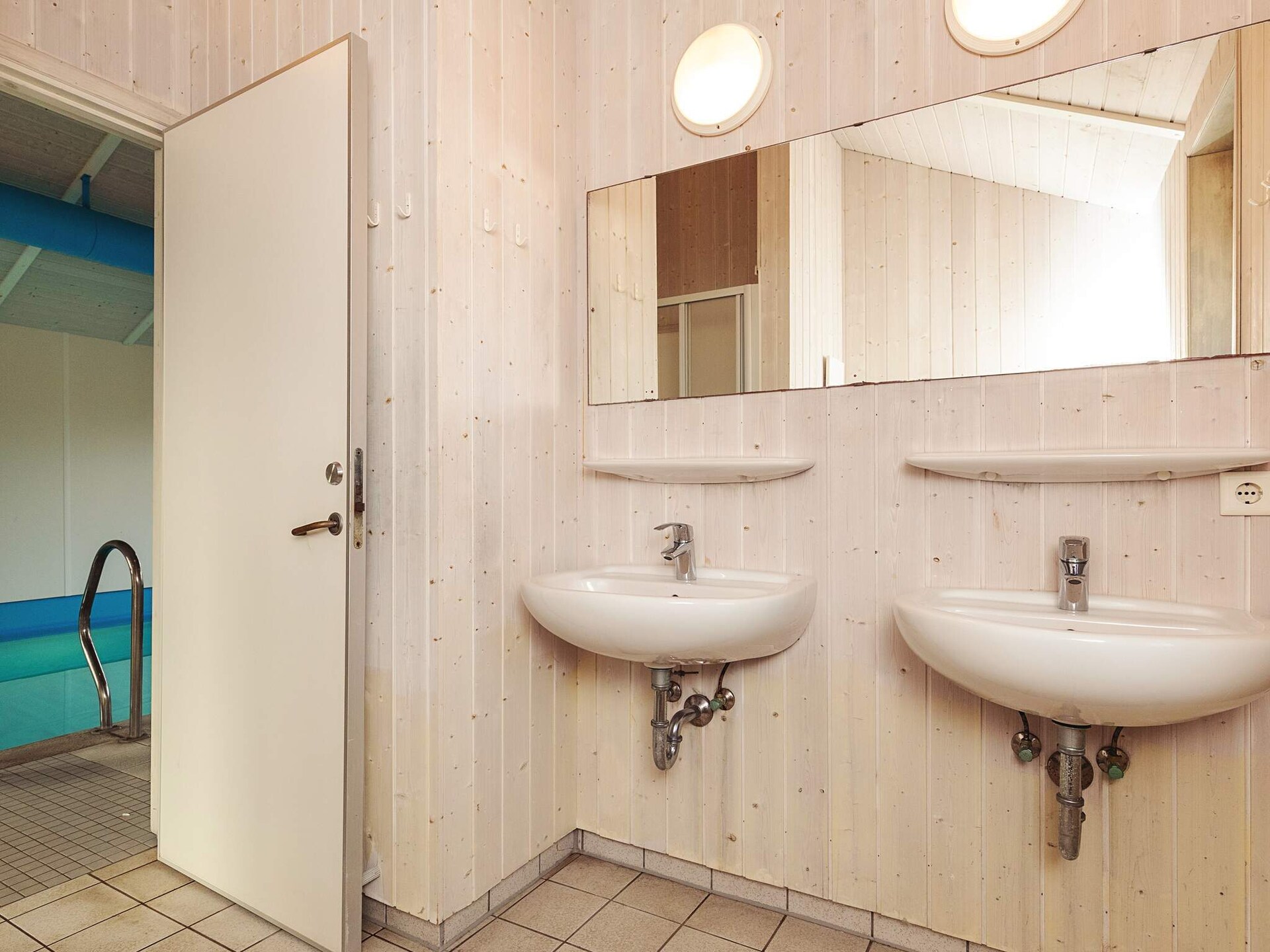 Vrijstaand vakantiehuis aan het meer met privézwembad en sauna in Otterndorf - foto 24