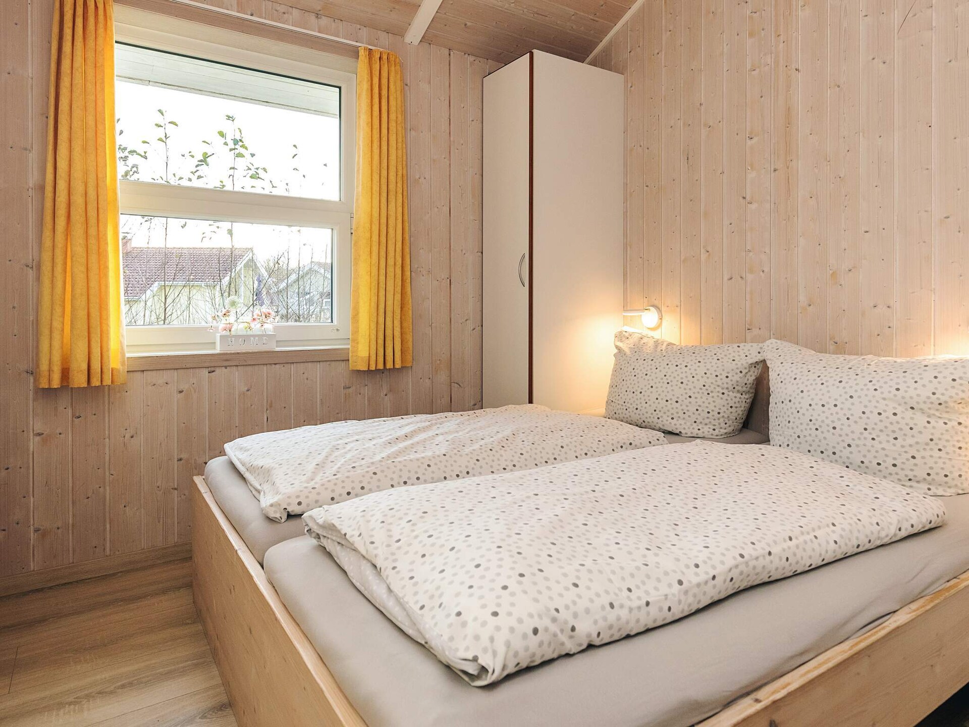 Ruim Scandinavisch vakantiehuis aan het meer met privézwembad en sauna - foto 5