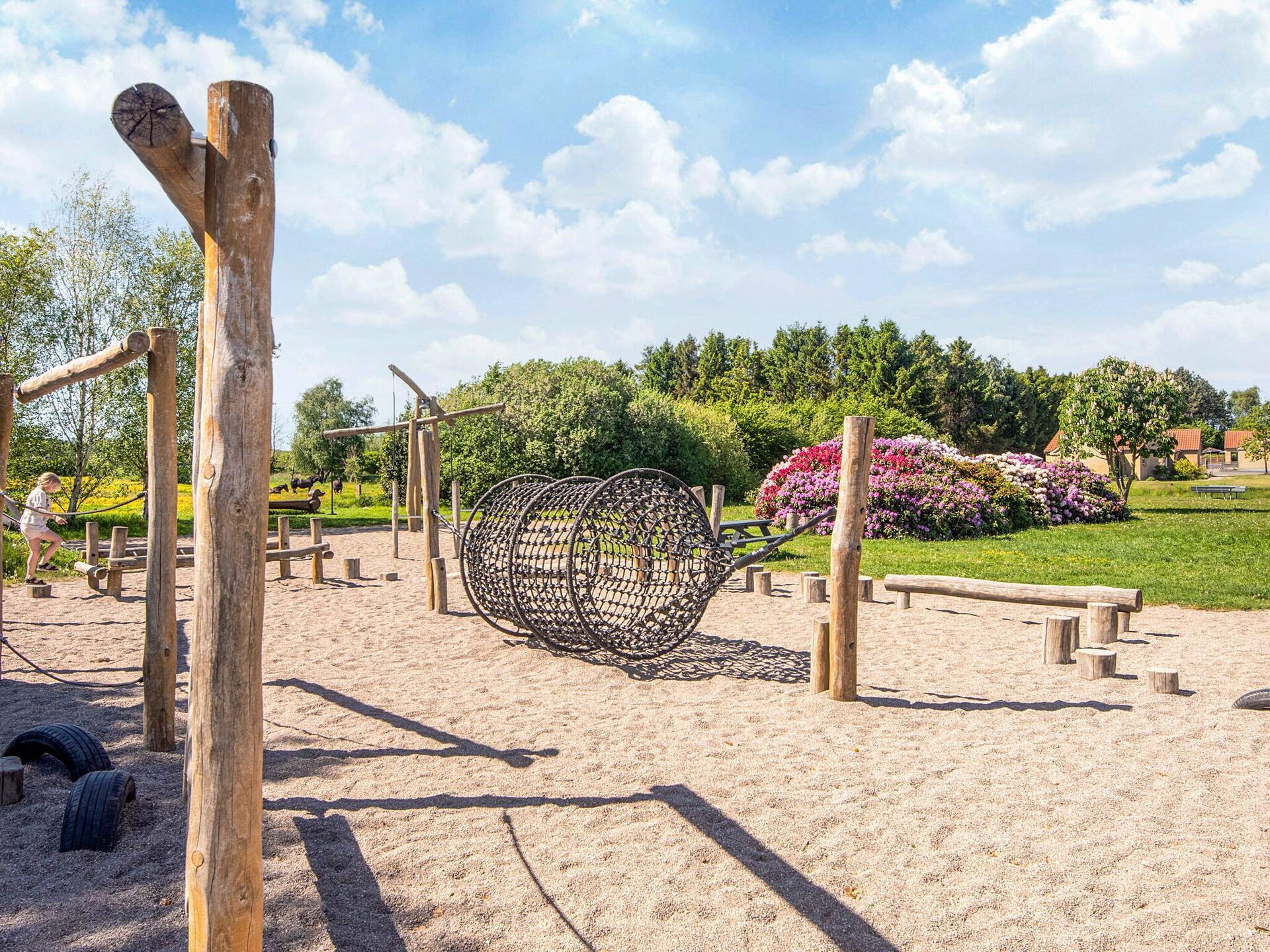 Gerenoveerd vakwerkhuis met grote tuin op 800 meter van het strand - foto 32
