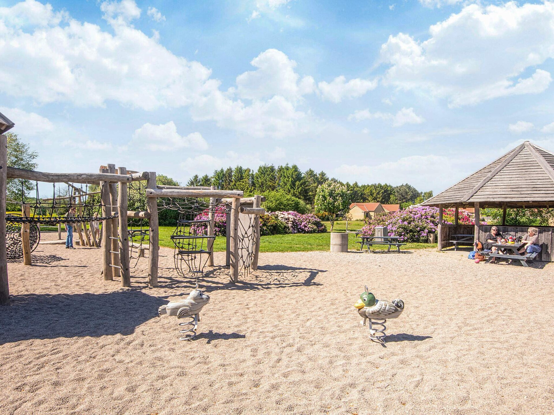 Gerenoveerd vakwerkhuis met grote tuin op 800 meter van het strand - foto 33