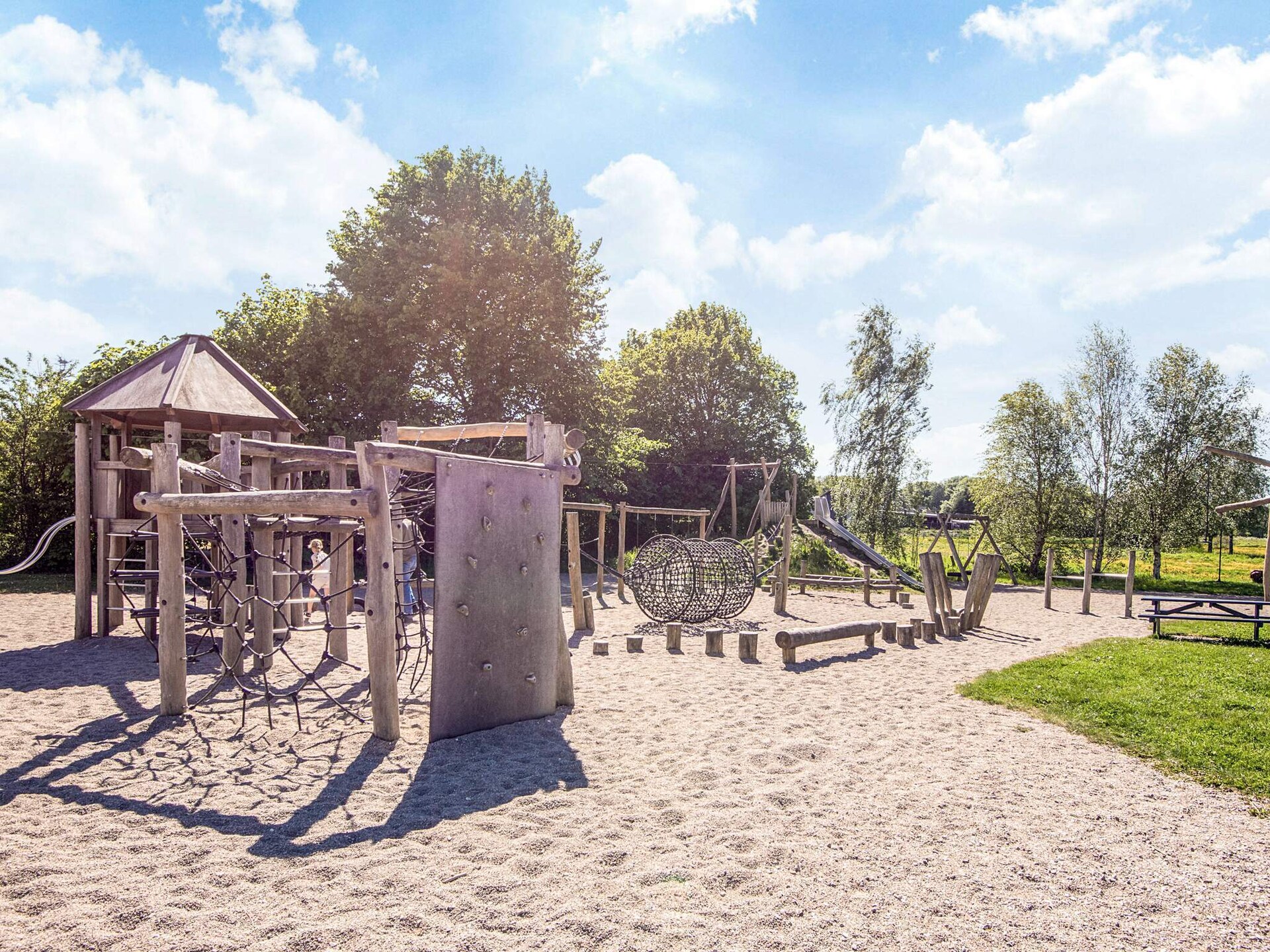 Gerenoveerd vakwerkhuis met grote tuin op 800 meter van het strand - foto 34