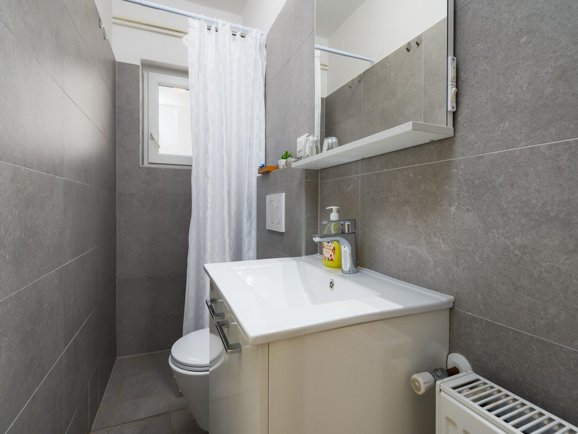 Ruim appartement Inteuro Porec: 4 slaapkamers, tuin, 430m van strand - foto 18