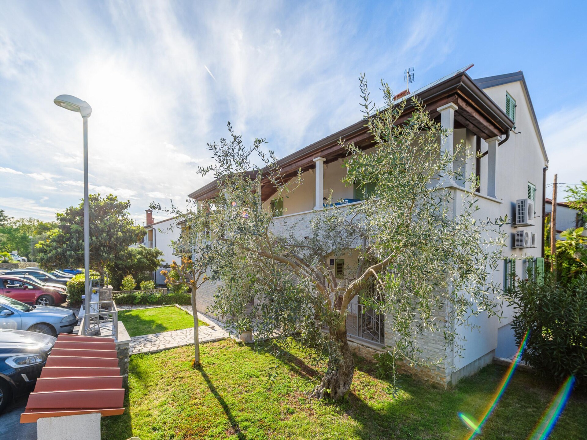 Ruim appartement Inteuro Porec: 4 slaapkamers, tuin, 430m van strand - foto 1