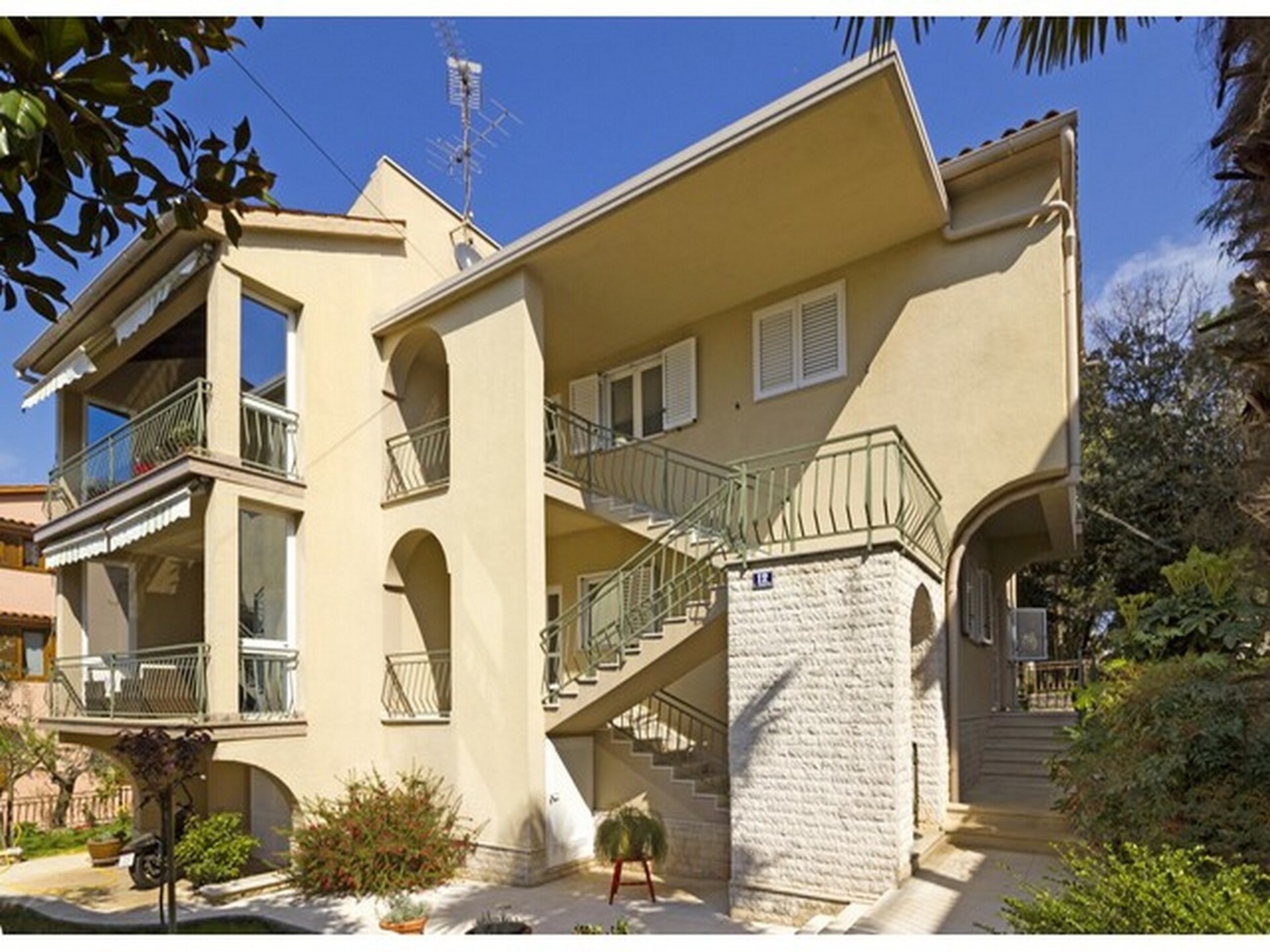 Knus appartement aan de golfbaan in Porec, vlakbij strand - foto 9