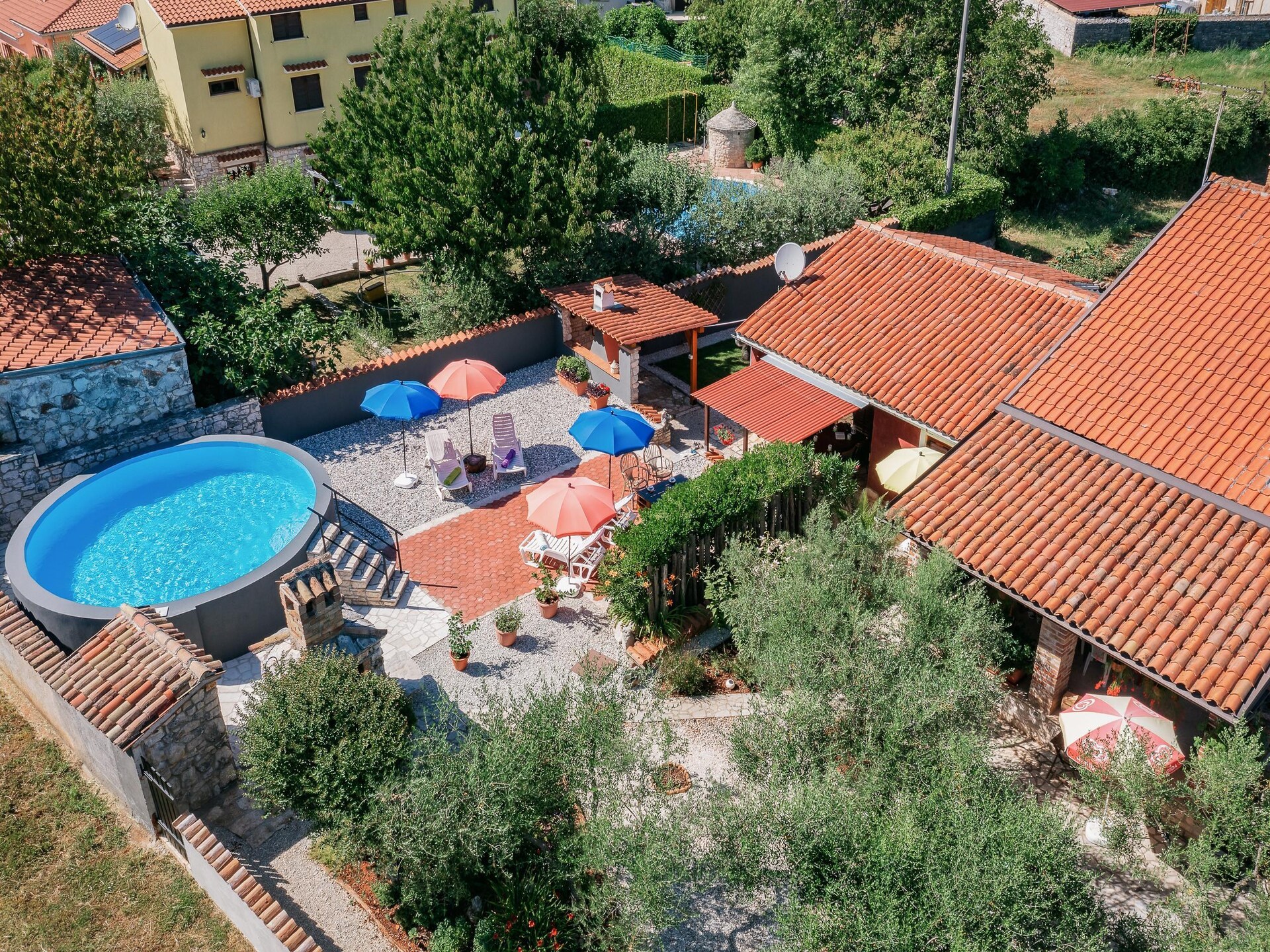 Centraal gelegen appartement in Višnjan met zwembad - foto 32