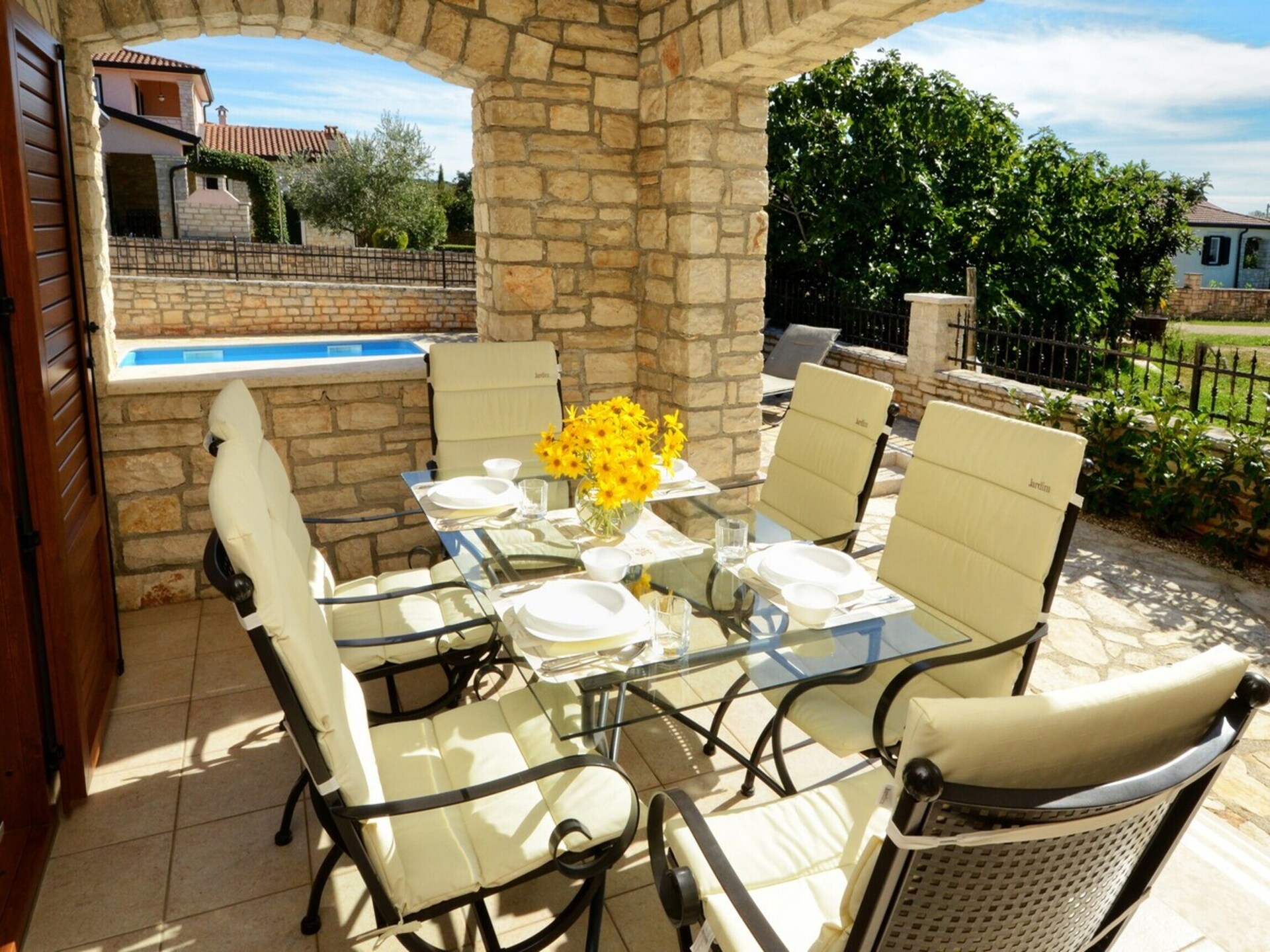 Villa Bianca: Ruime villa met privézwembad aan de golfbaan in Rogovici - foto 25