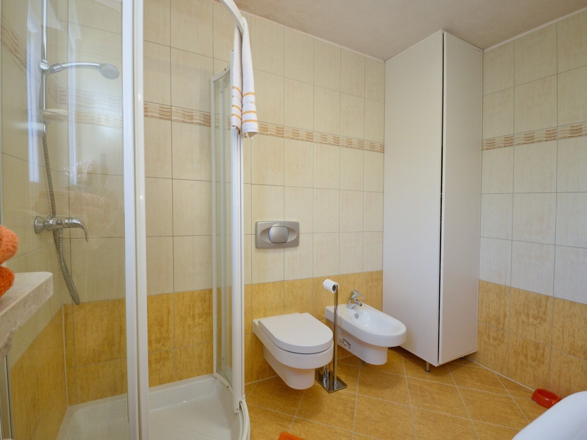 Villa Bianca: Ruime villa met privézwembad aan de golfbaan in Rogovici - foto 22