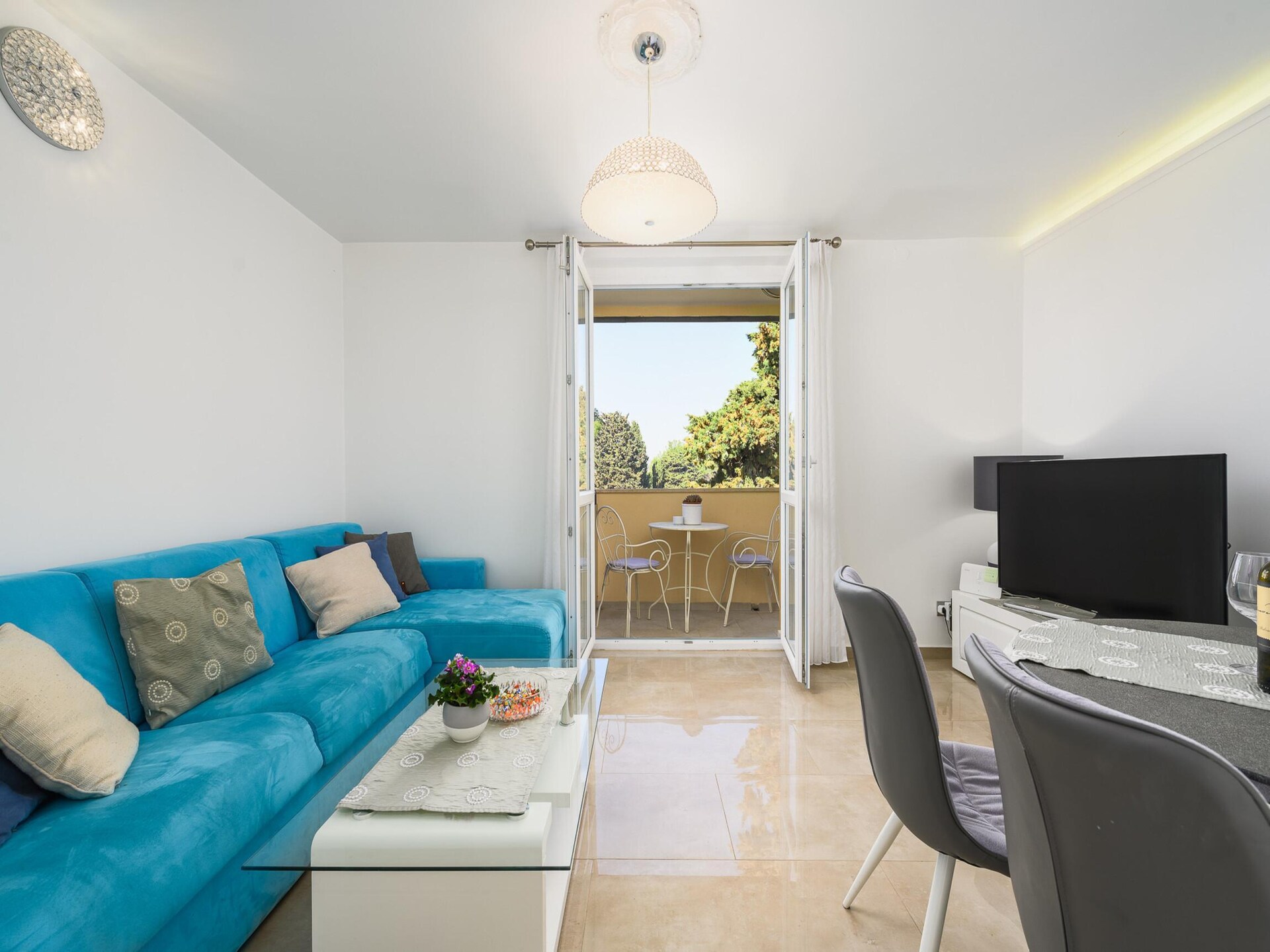 Strandappartement Porec – Zeezicht & Moderne Keuken op 350m van Zee - foto 2