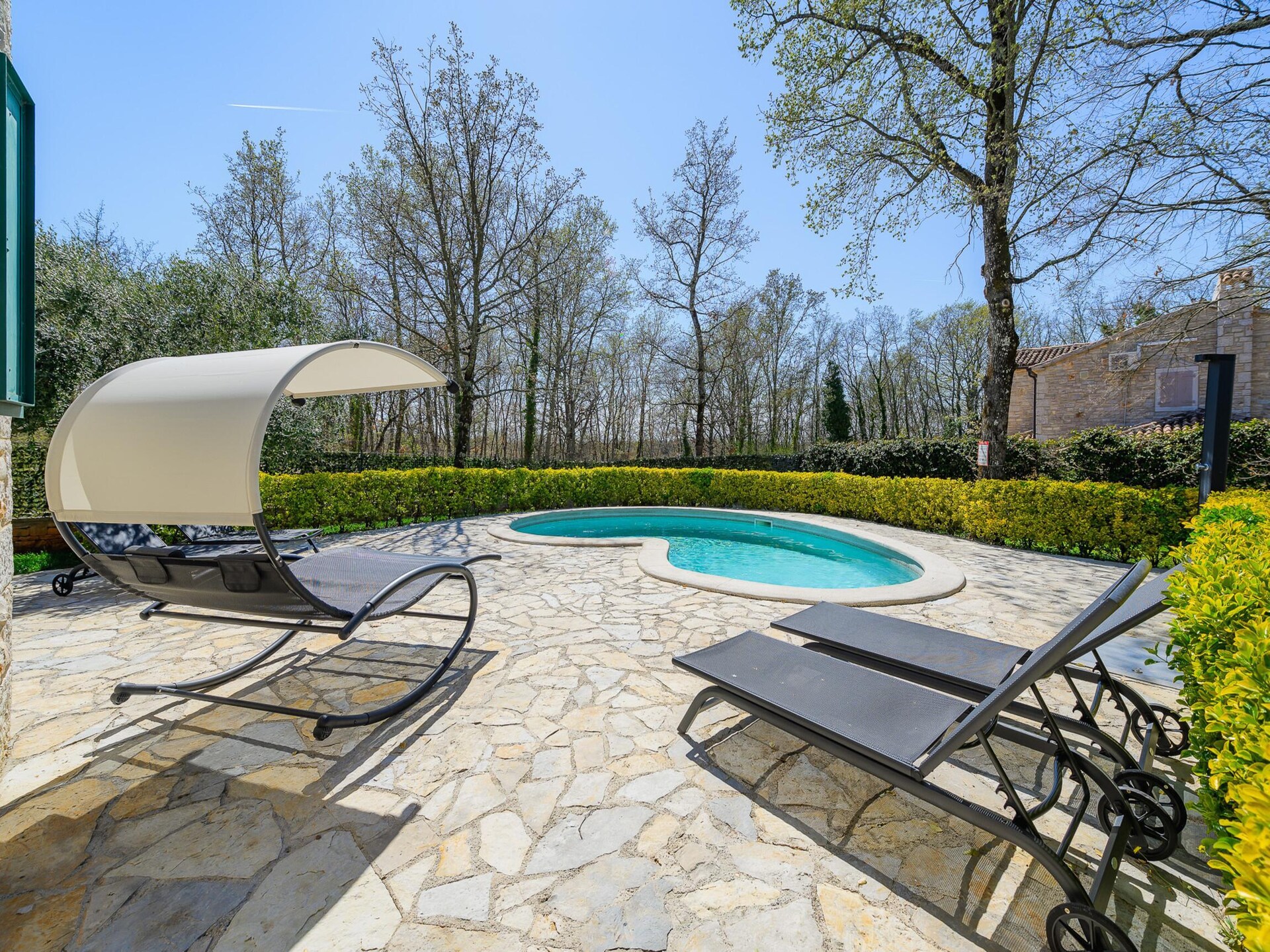 Ruime villa voor 8 met privézwembad en tuin in het landelijke Banki - foto 4