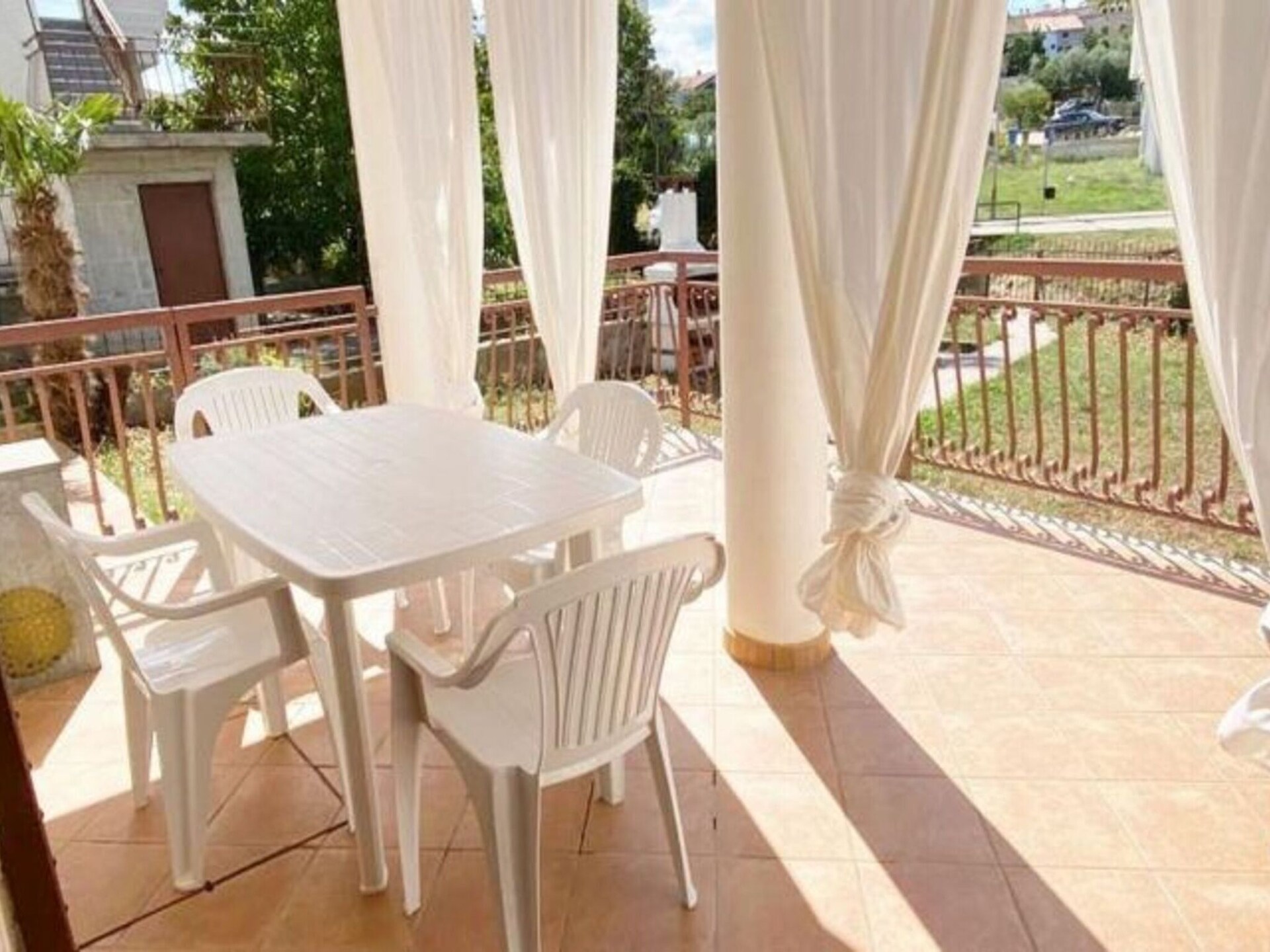 Zonnig appartement met tuin op 750m van het strand in Funtana - foto 13