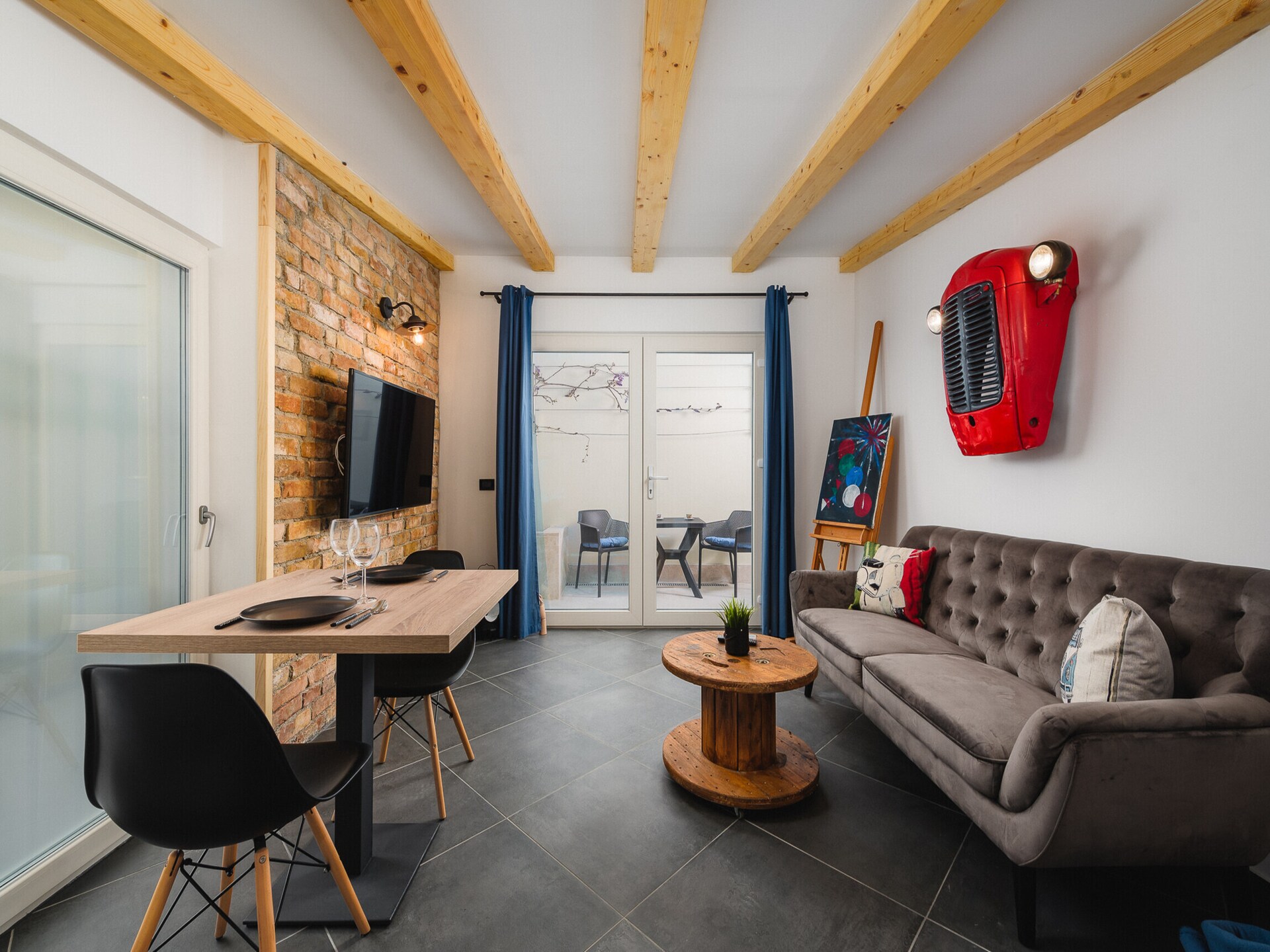 Urban Black: Stijlvol appartement op 50m van centrum Poreč - foto 9