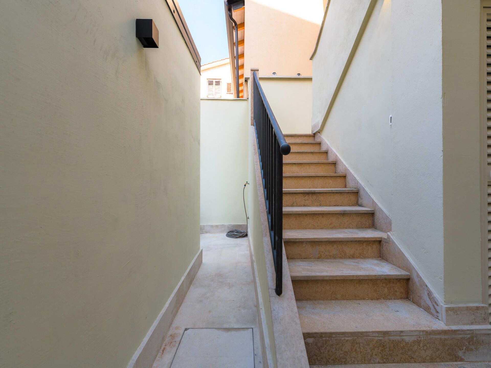 Urban Black: Stijlvol appartement op 50m van centrum Poreč - foto 8