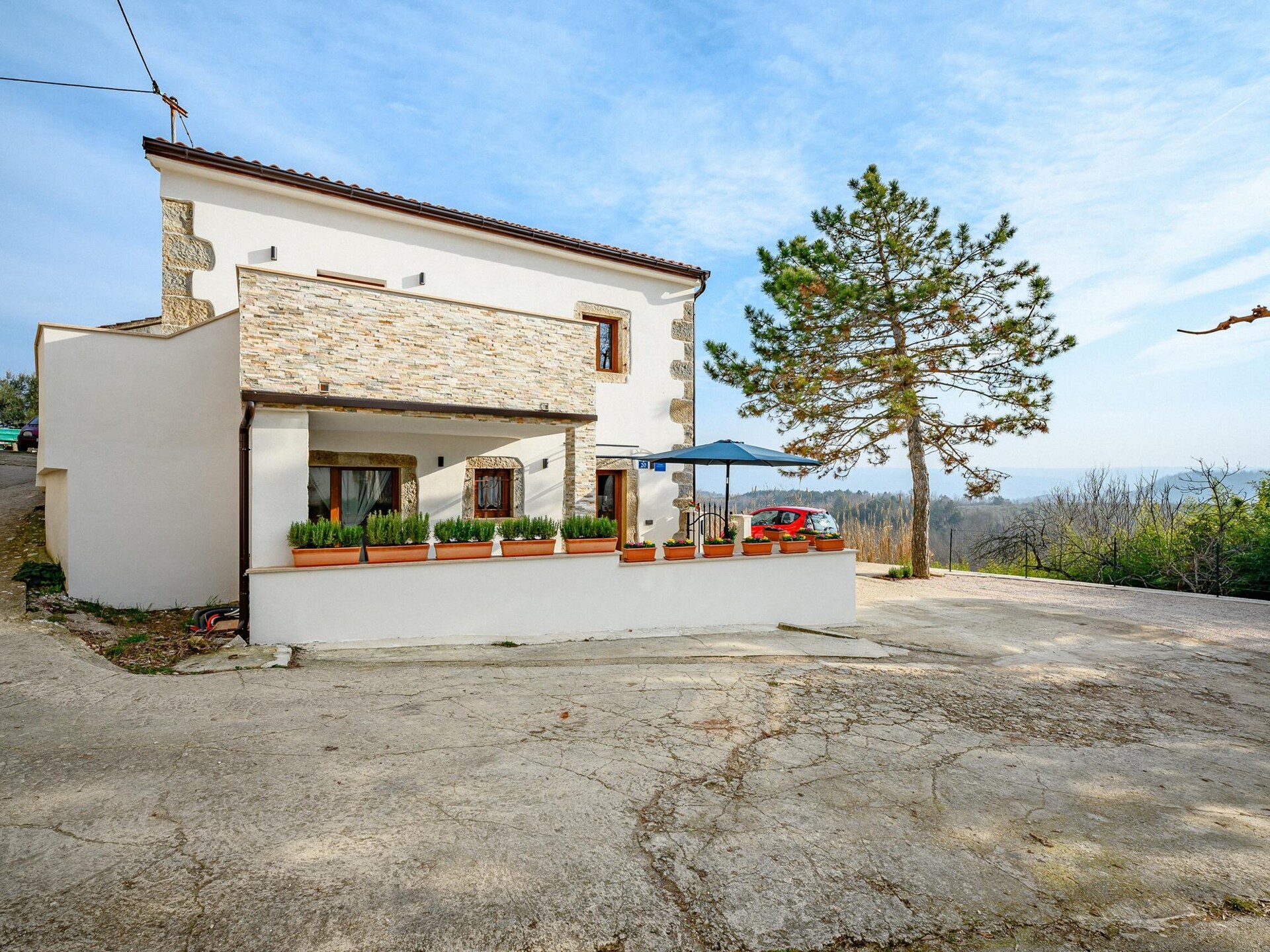 Vakantiehuis met privézwembad in Grožnjan voor 4 personen - foto 1