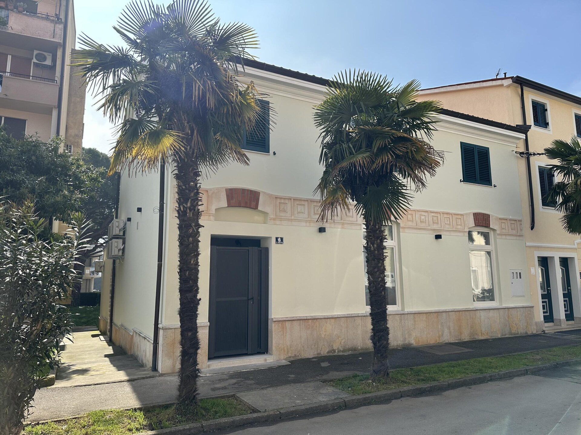 Urban Living Porec: Modern Appartement op 400m van het Strand - foto 1