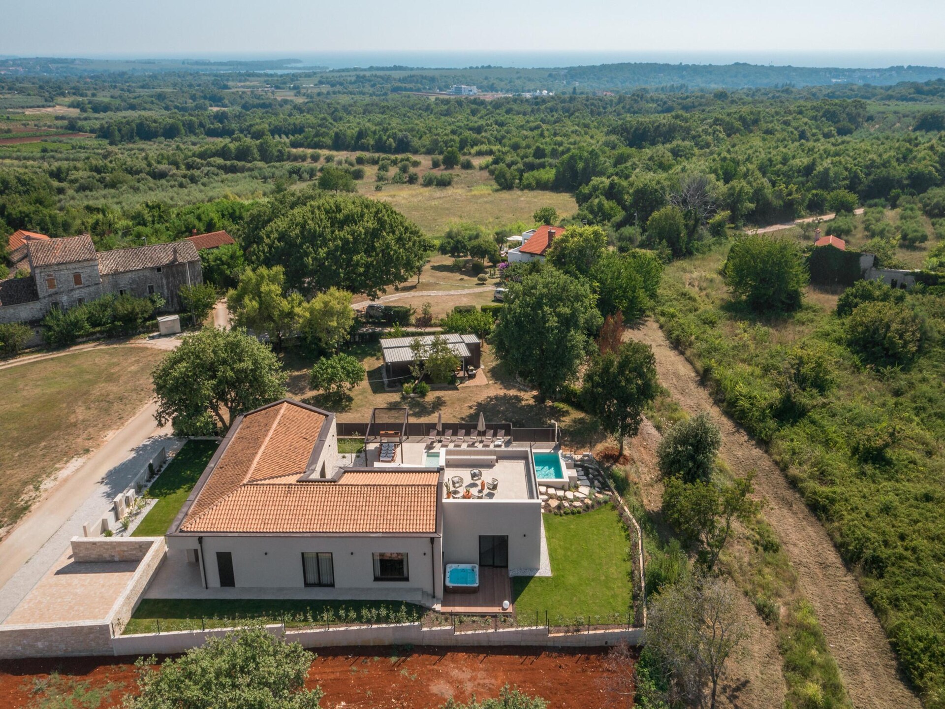Luxe Villa Casa Maria met privézwembad en jacuzzi nabij Tar - foto 36