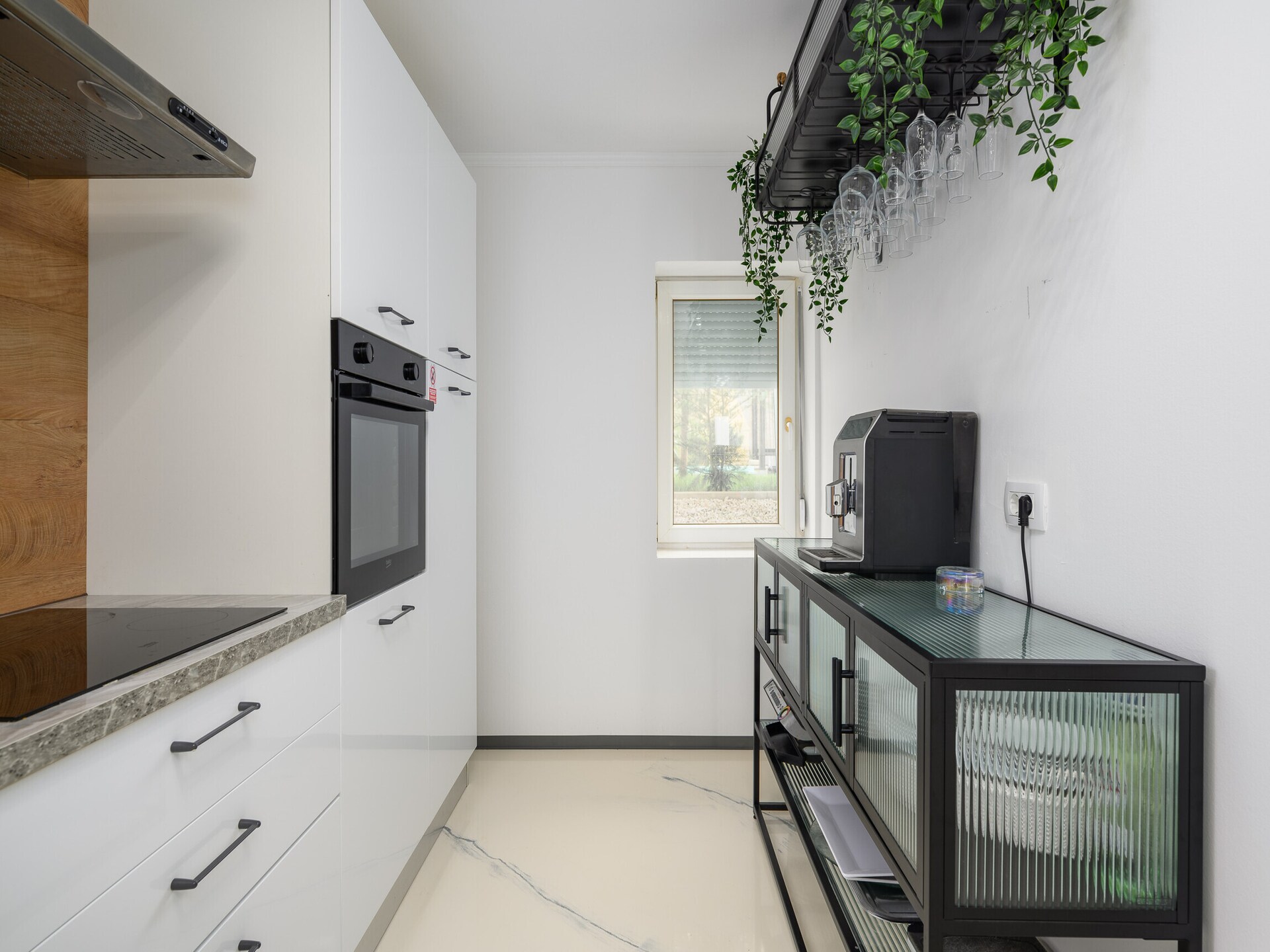 Ruim appartement met privézwembad en tuin op 5 km van strand Poreč - foto 14