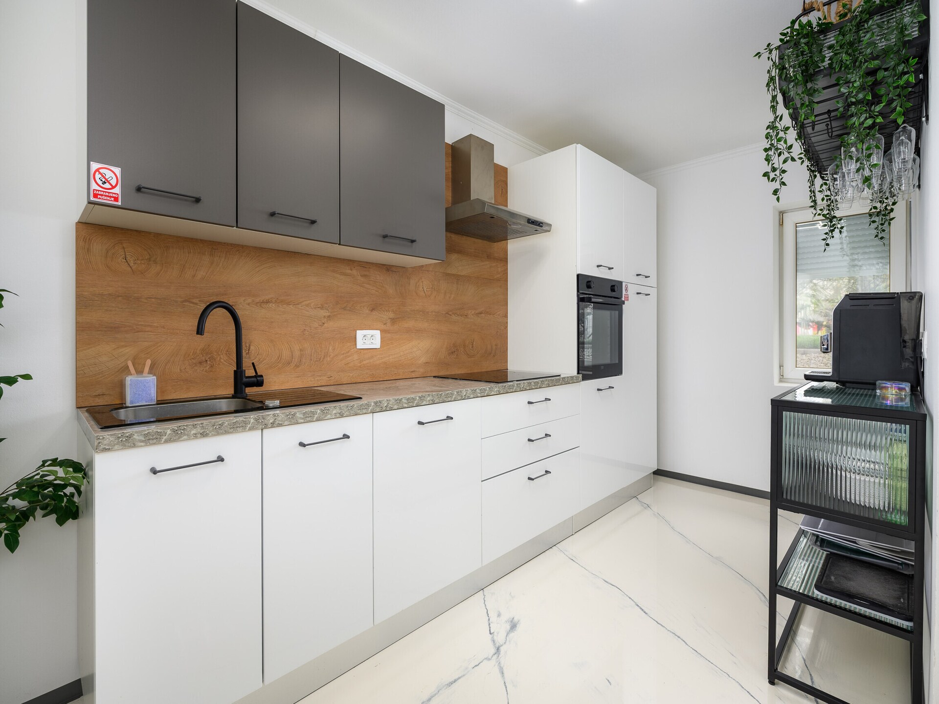 Ruim appartement met privézwembad en tuin op 5 km van strand Poreč - foto 2