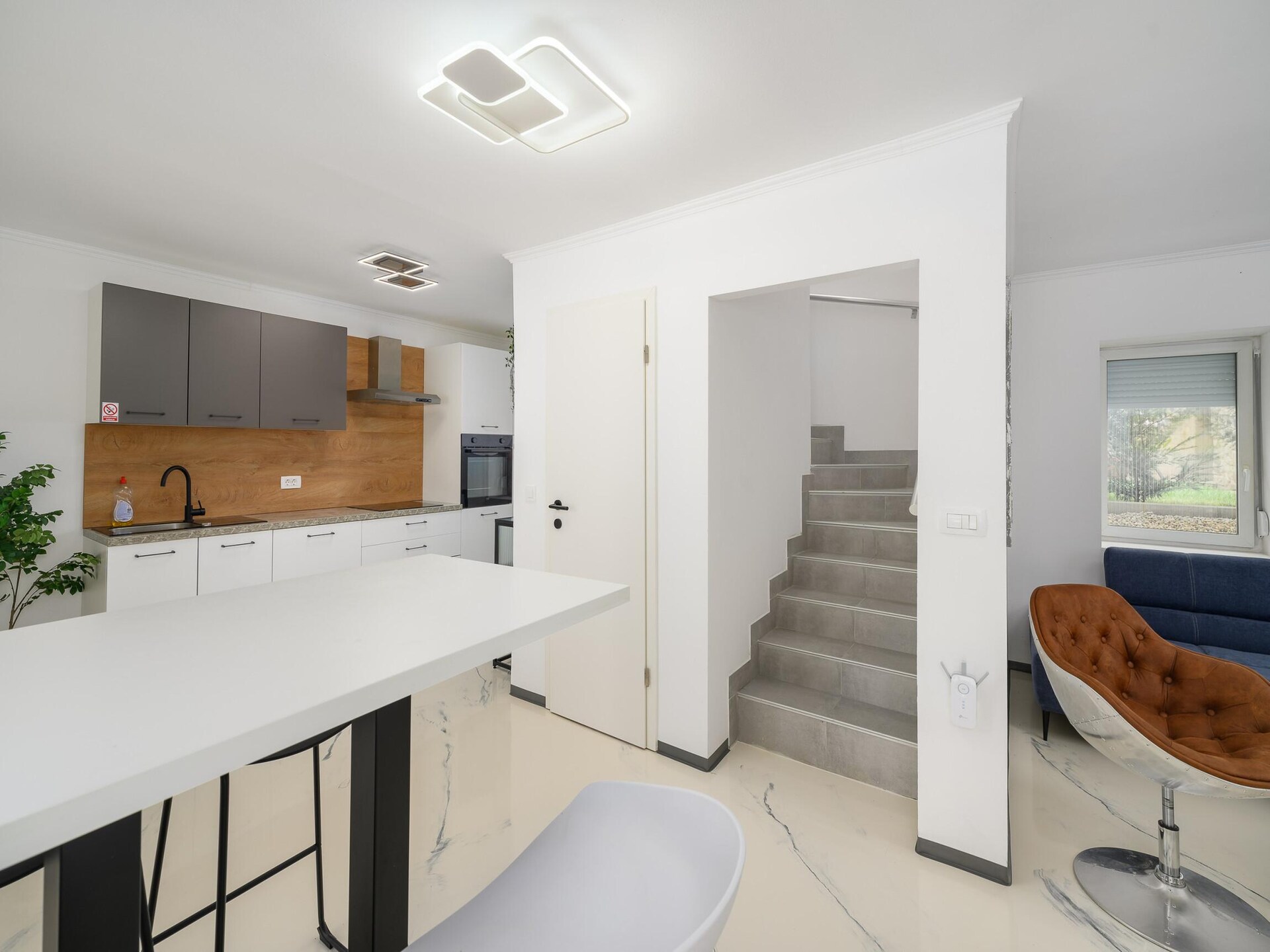 Ruim appartement met privézwembad en tuin op 5 km van strand Poreč - foto 8