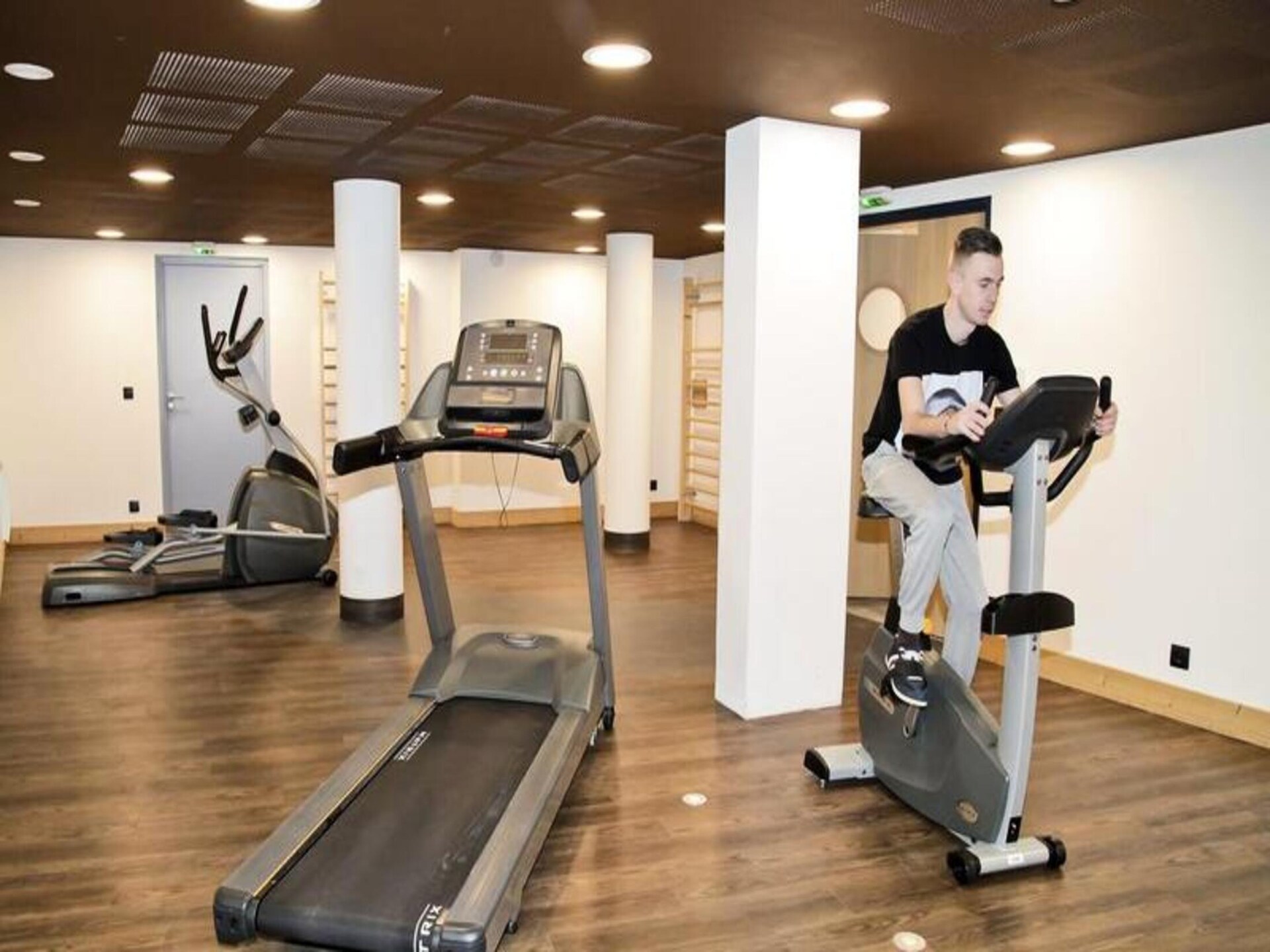 Authentiek Savoyaards appartement voor 8 personen met zwembad en spa in Châtel - foto 23