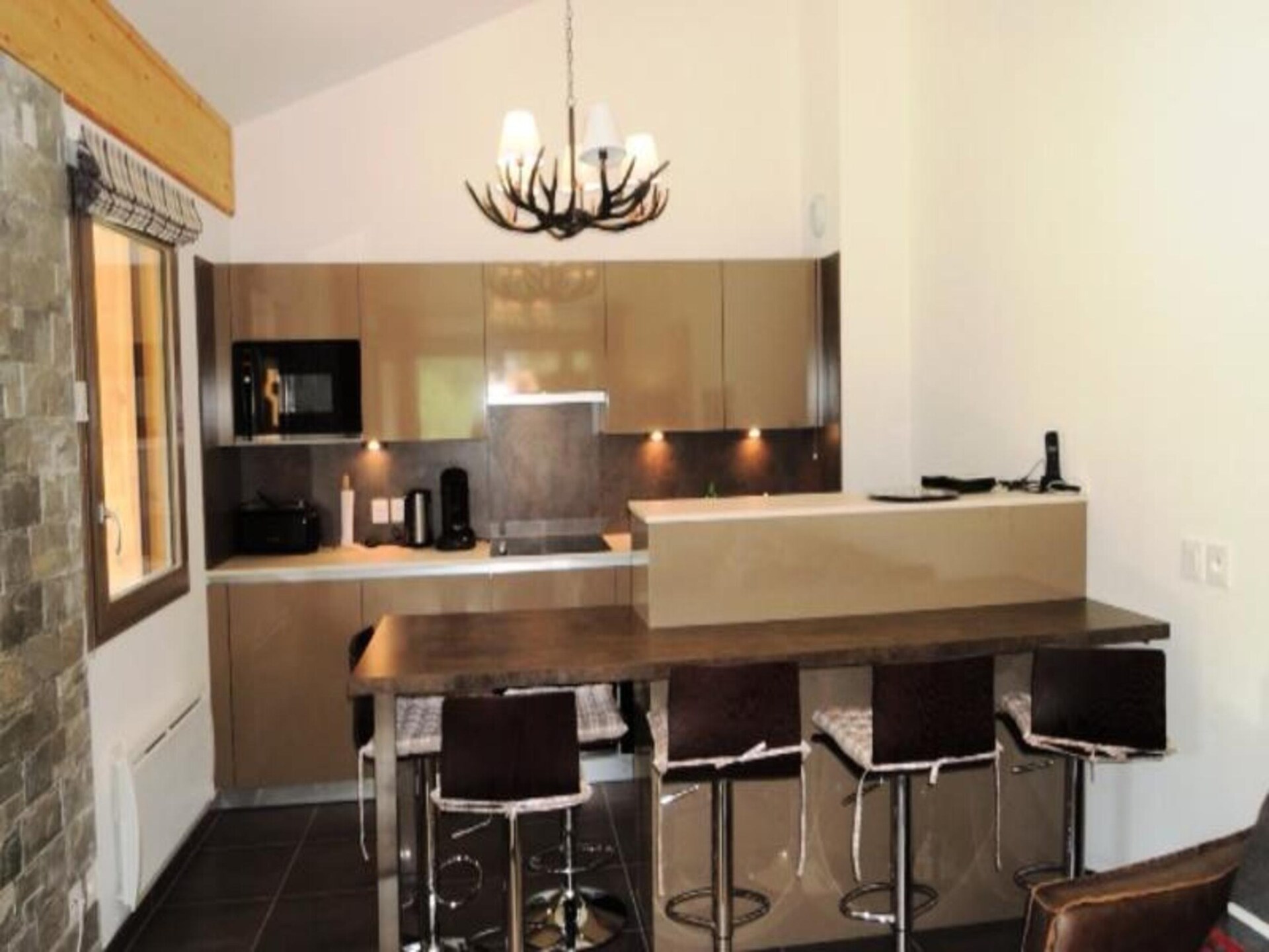 Luxe appartement in Châtel met 3 slaapkamers en skiruimte - foto 9