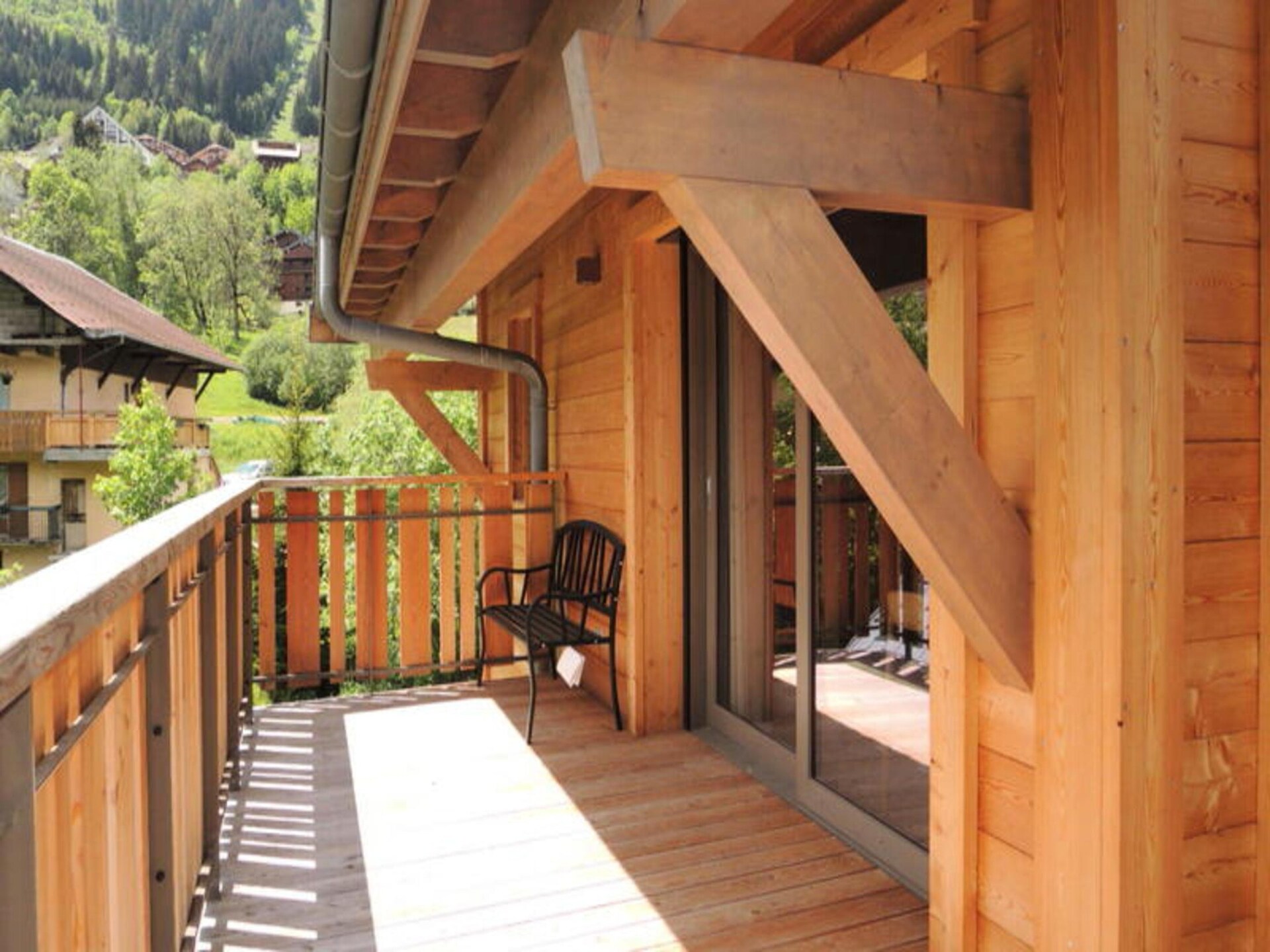 Luxe appartement in Châtel met 3 slaapkamers en skiruimte - foto 15