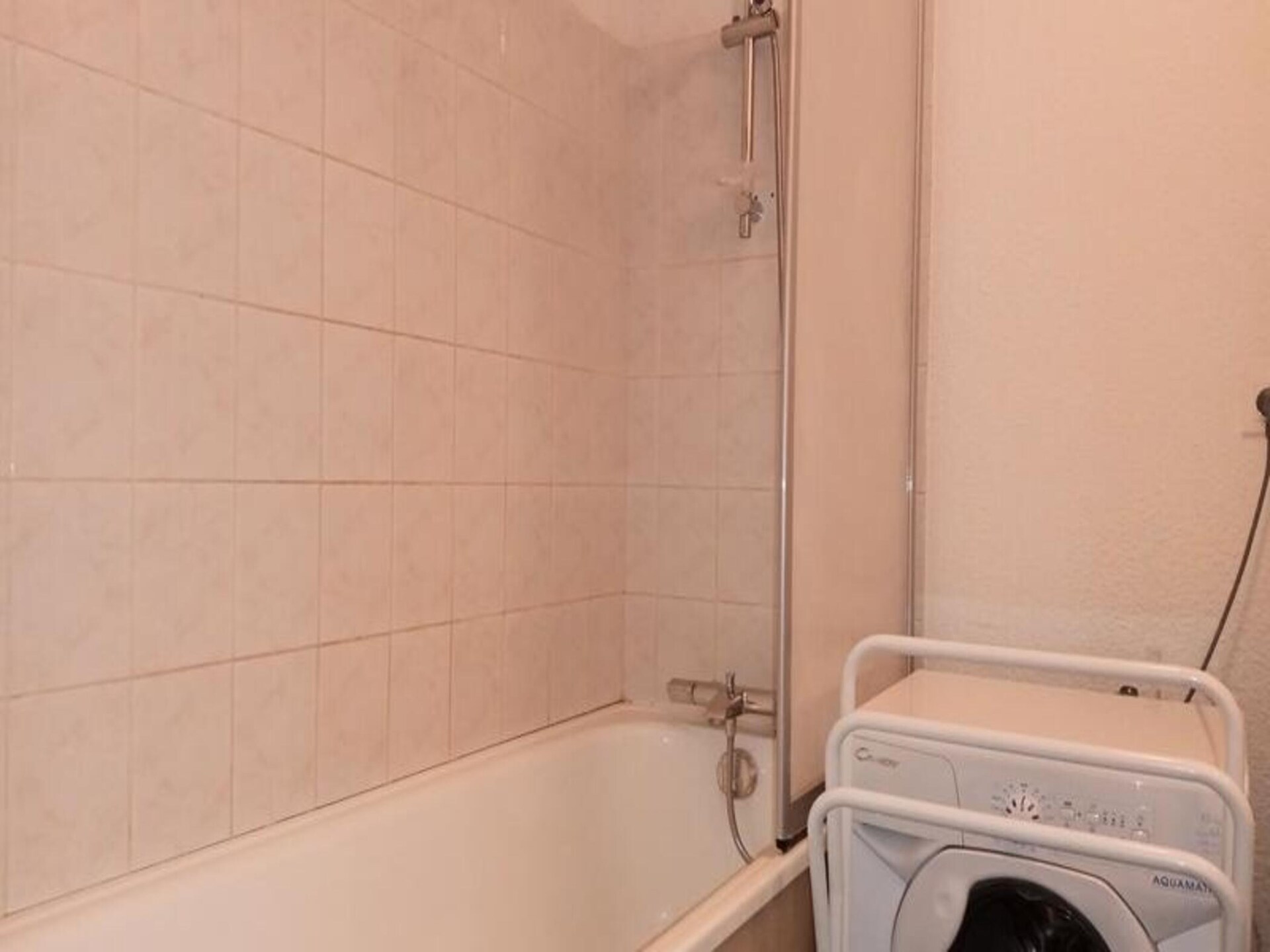 Ruim appartement in Petit Châtel met balkon en uitzicht op de bergen - foto 33