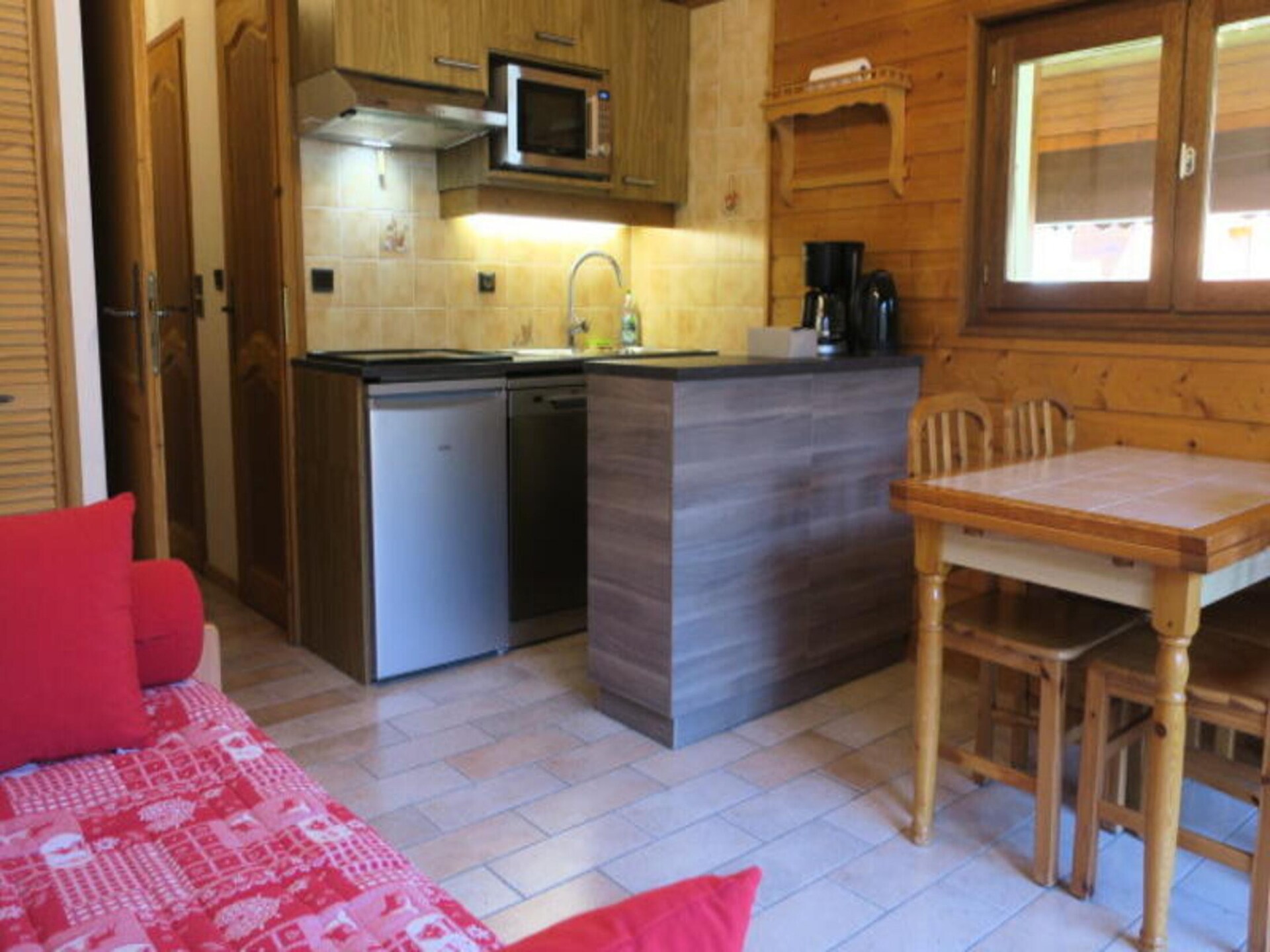 Appartement Résidence Les Perthuis in Châtel, 300m van Linga-kabelbaan - foto 11