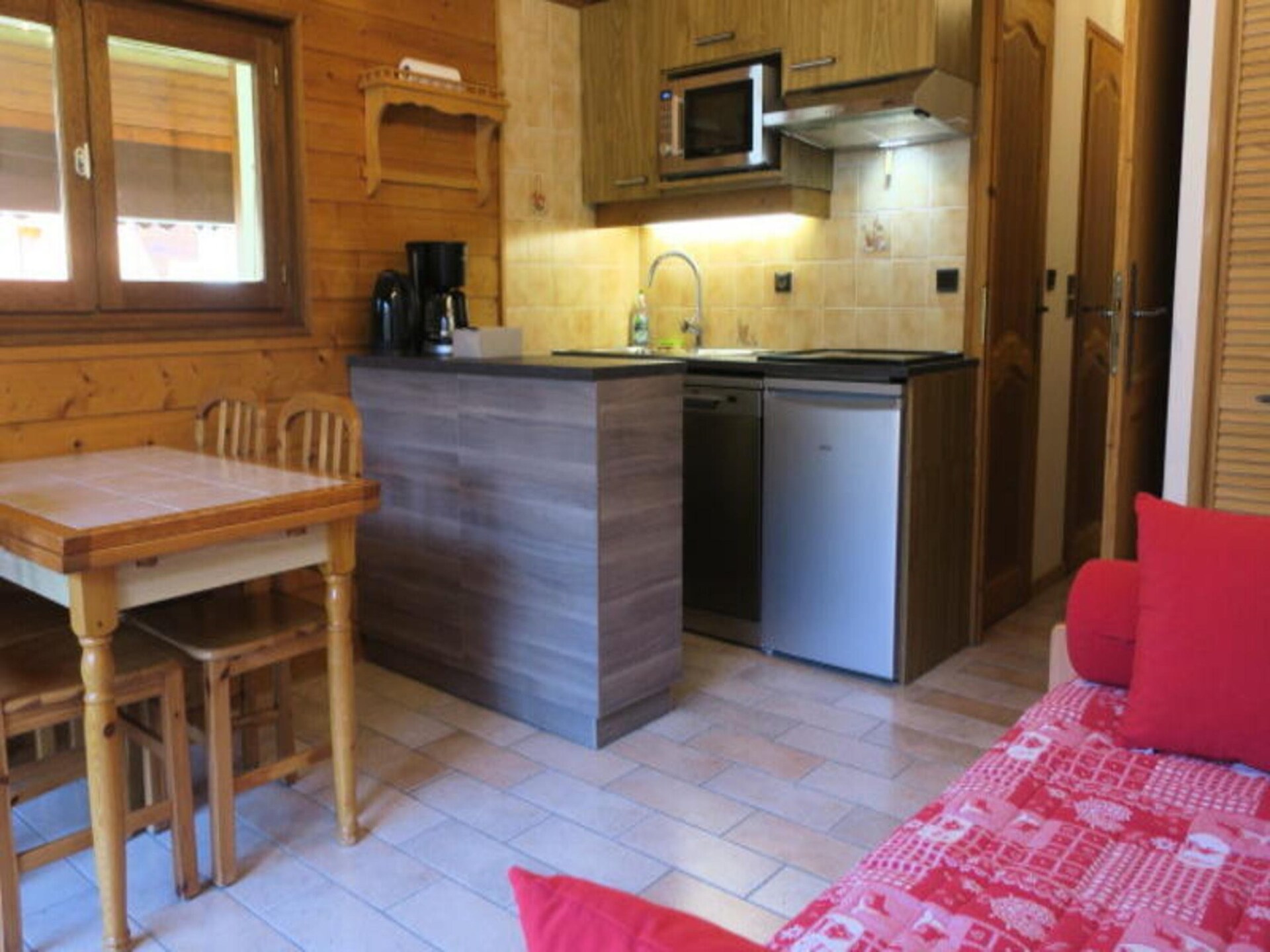 Appartement Résidence Les Perthuis in Châtel, 300m van Linga-kabelbaan - foto 13