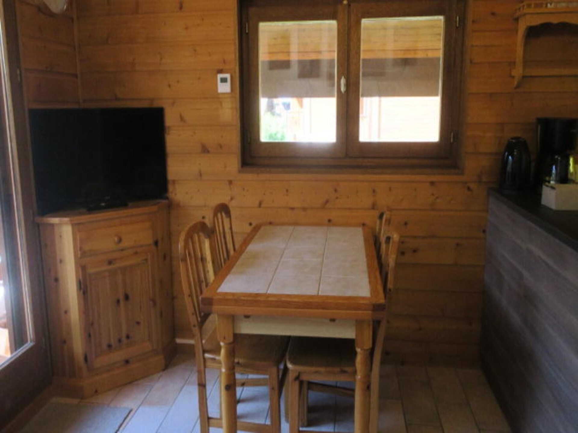 Appartement Résidence Les Perthuis in Châtel, 300m van Linga-kabelbaan - foto 10