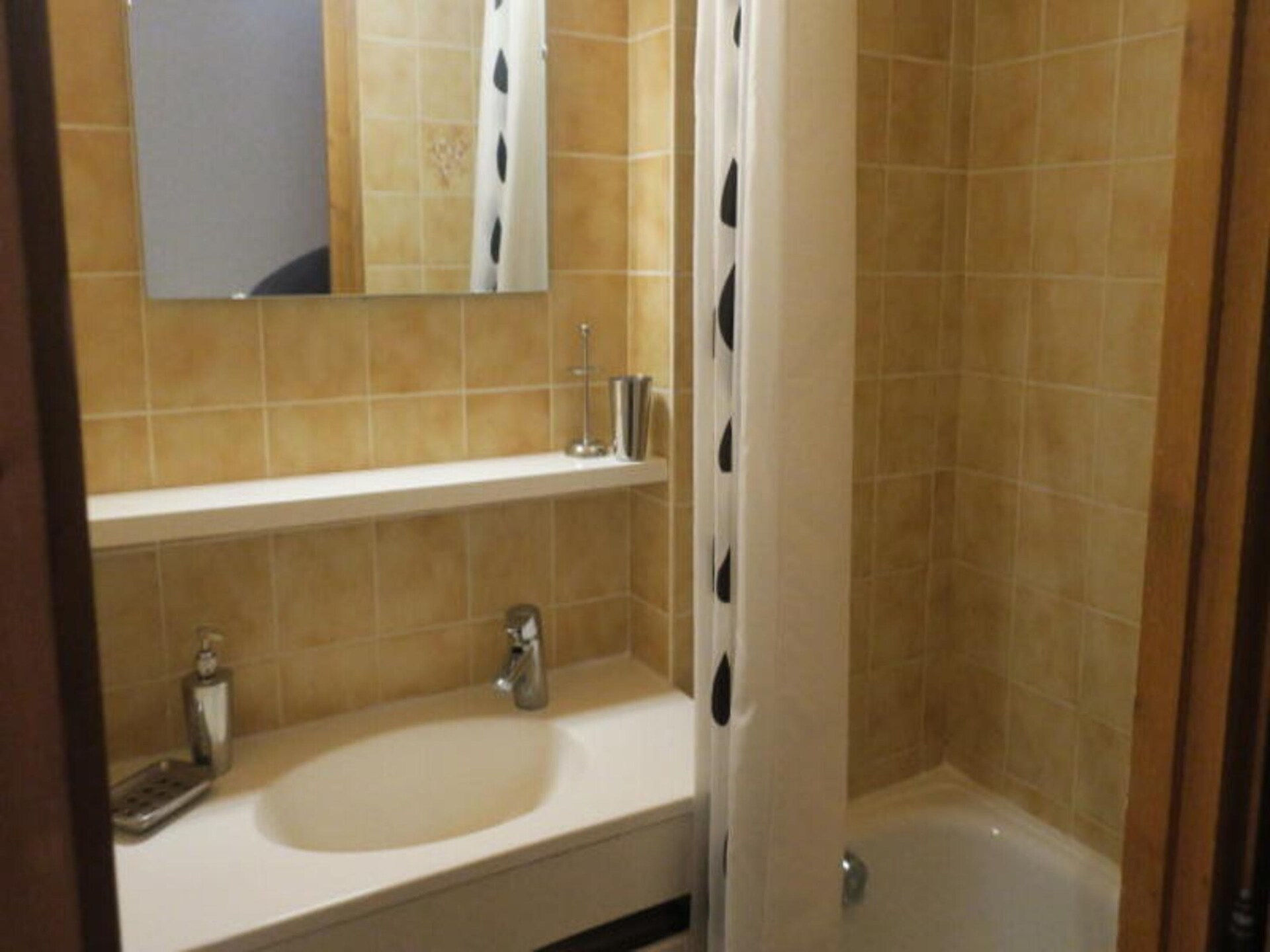 Knus appartement op 300m van de Linga-kabelbaan met zuidbalkon - foto 20