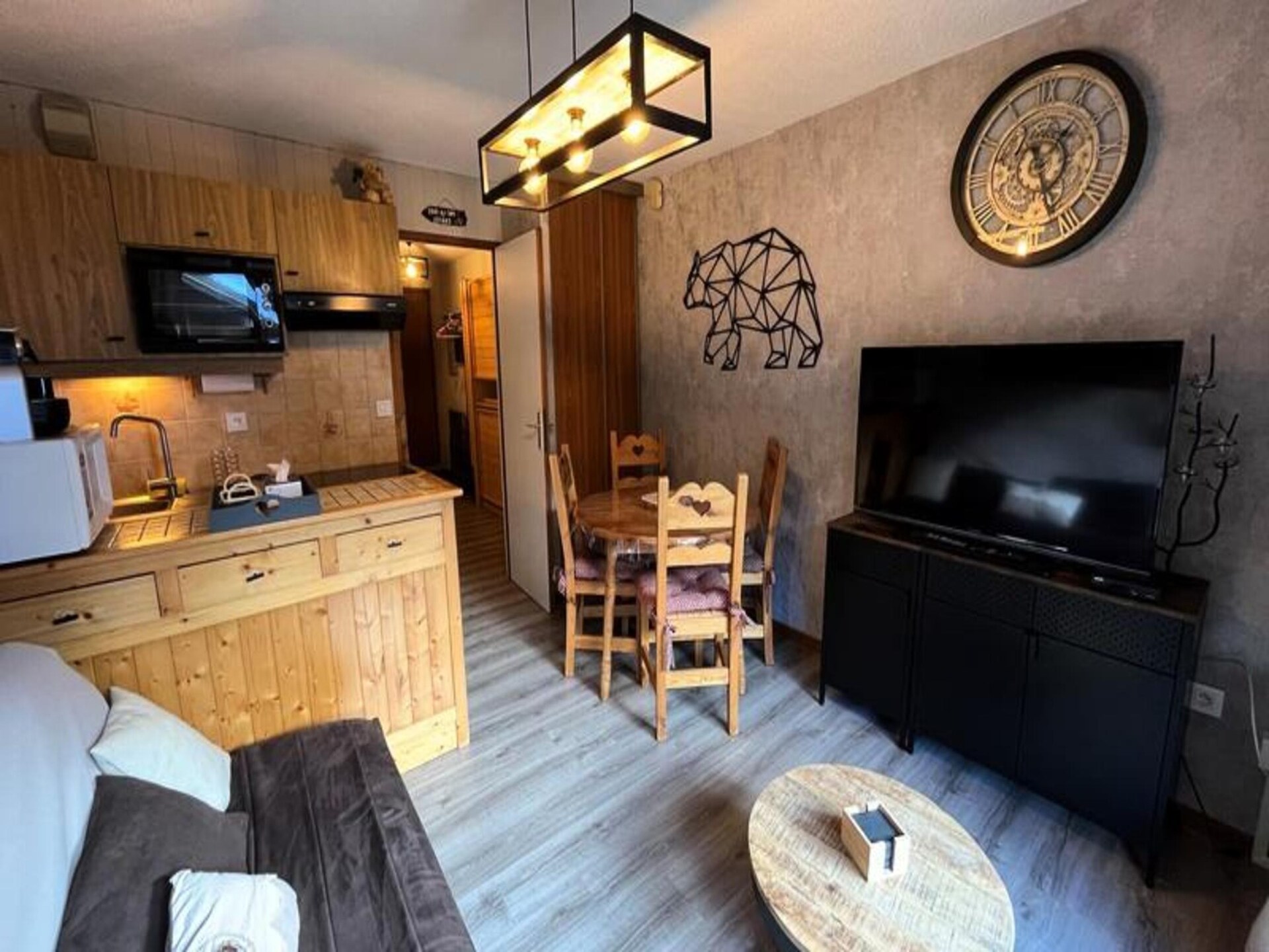 Knus appartement op 300m van de Linga-kabelbaan met zuidterras - foto 8