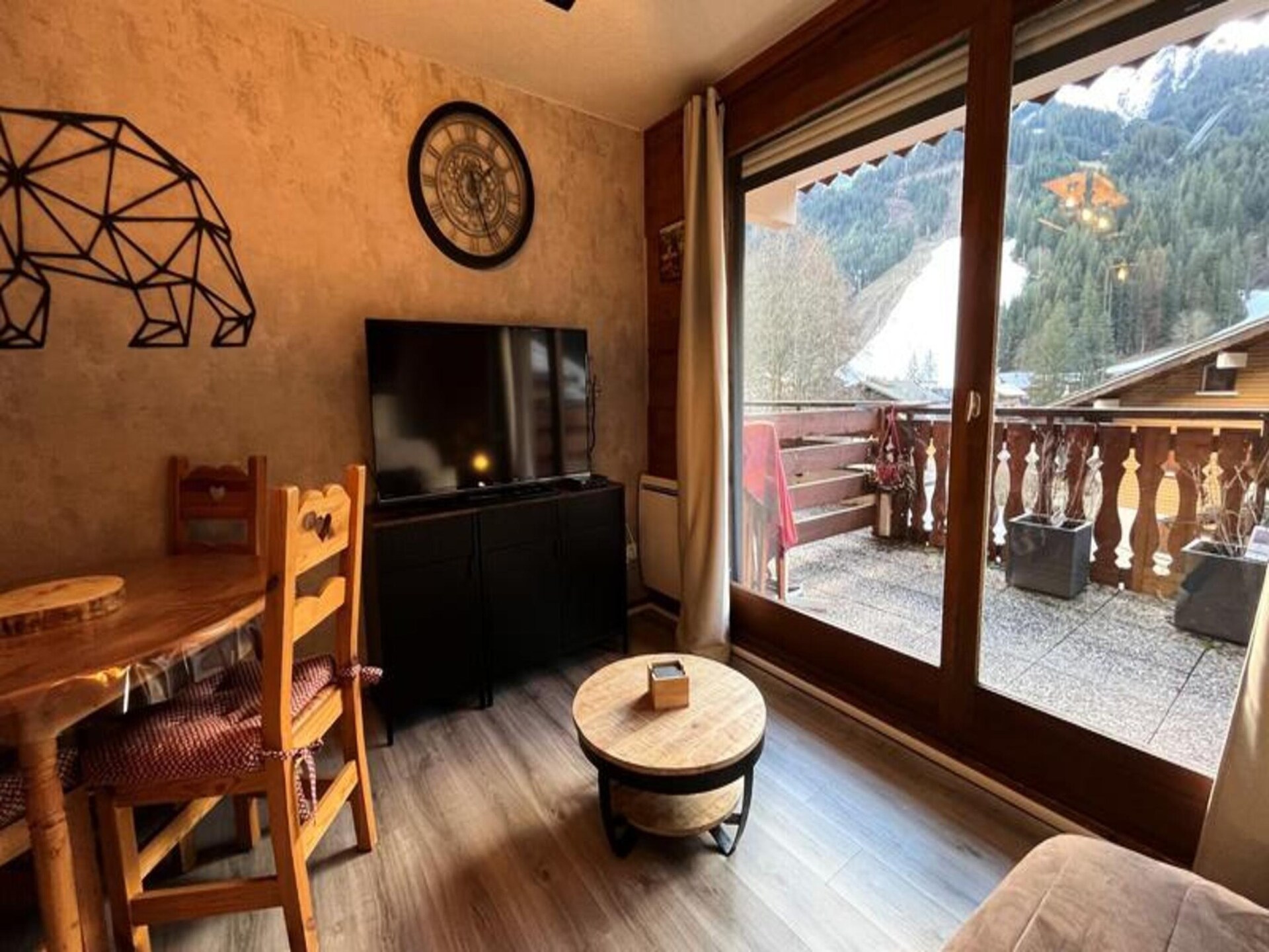 Knus appartement op 300m van de Linga-kabelbaan met zuidterras - foto 9