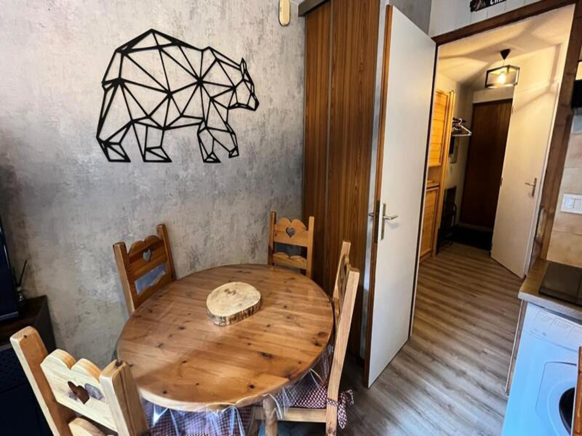 Knus appartement op 300m van de Linga-kabelbaan met zuidterras - foto 10