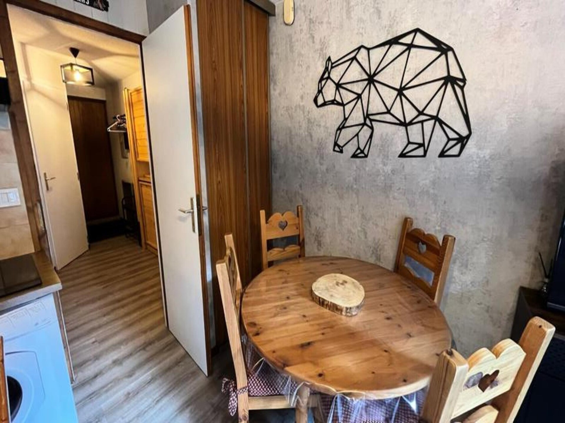 Knus appartement op 300m van de Linga-kabelbaan met zuidterras - foto 11
