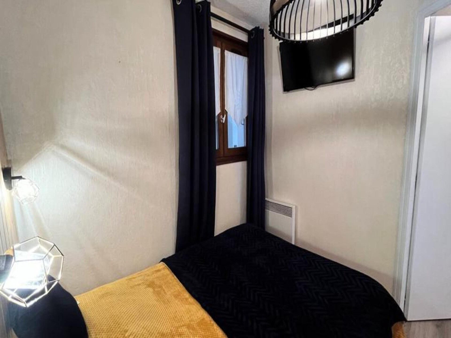 Knus appartement op 300m van de Linga-kabelbaan met zuidterras - foto 25