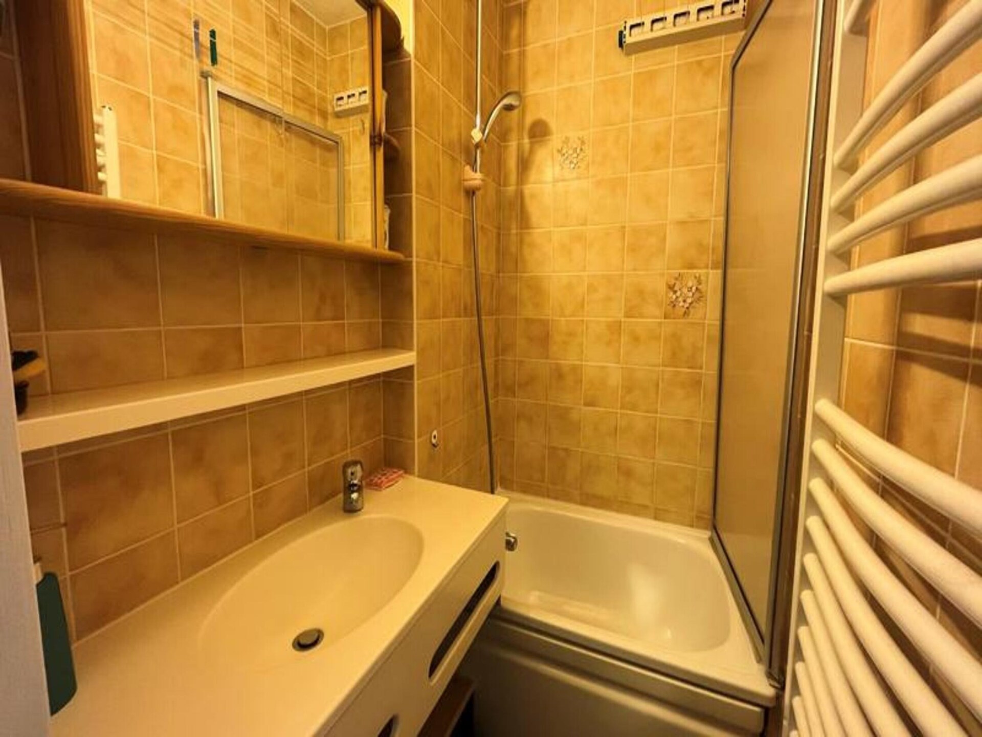 Knus appartement op 300m van de Linga-kabelbaan met zuidterras - foto 29