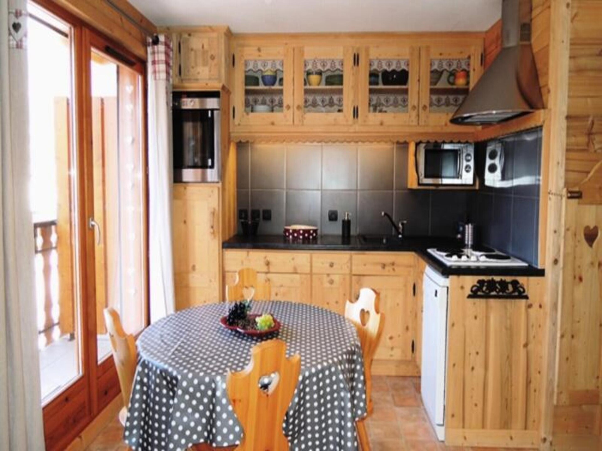 Sfeervol appartement in Résidence Les Balcons De Chatel, 700m van de piste - foto 16