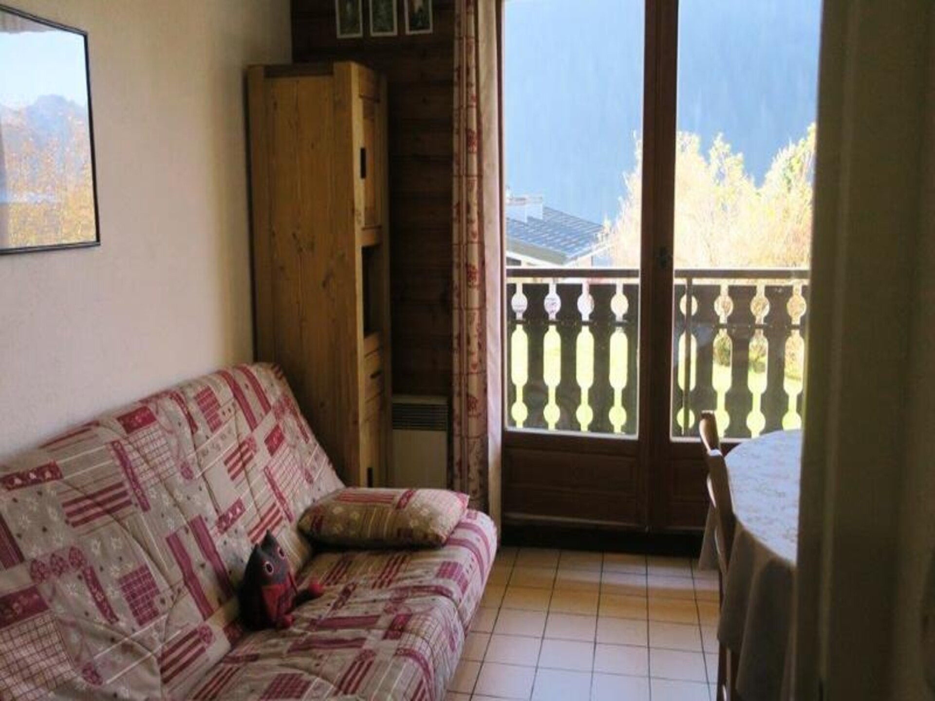 Knus appartement op de begane grond met balkon, 300m van centrum Châtel - foto 12