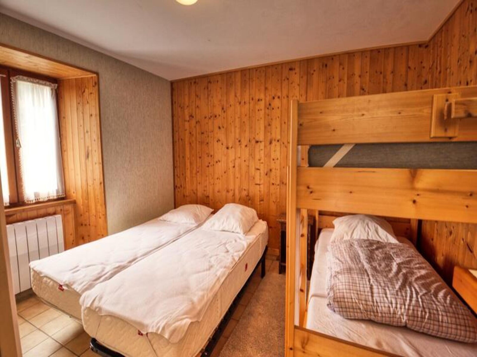 Rustiek appartement vlakbij de Vercland-kabelbaan in Samoëns - foto 17