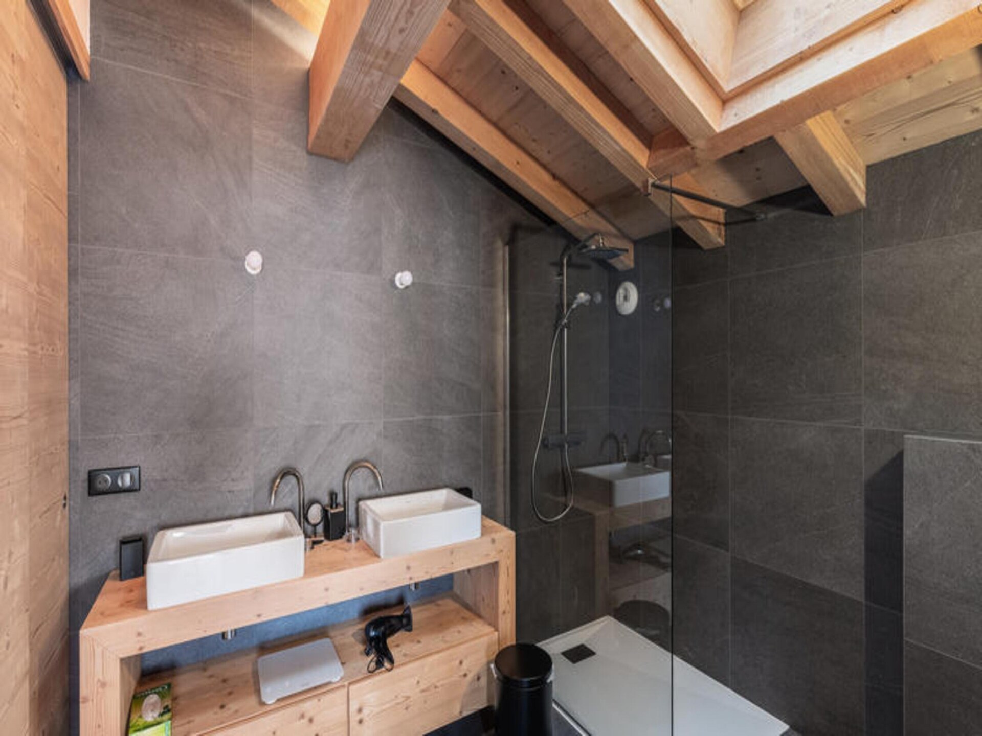 Luxe chalet Combloux: 12p, wellness, ski-in/ski-out, Mont Blanc-uitzicht - foto 28